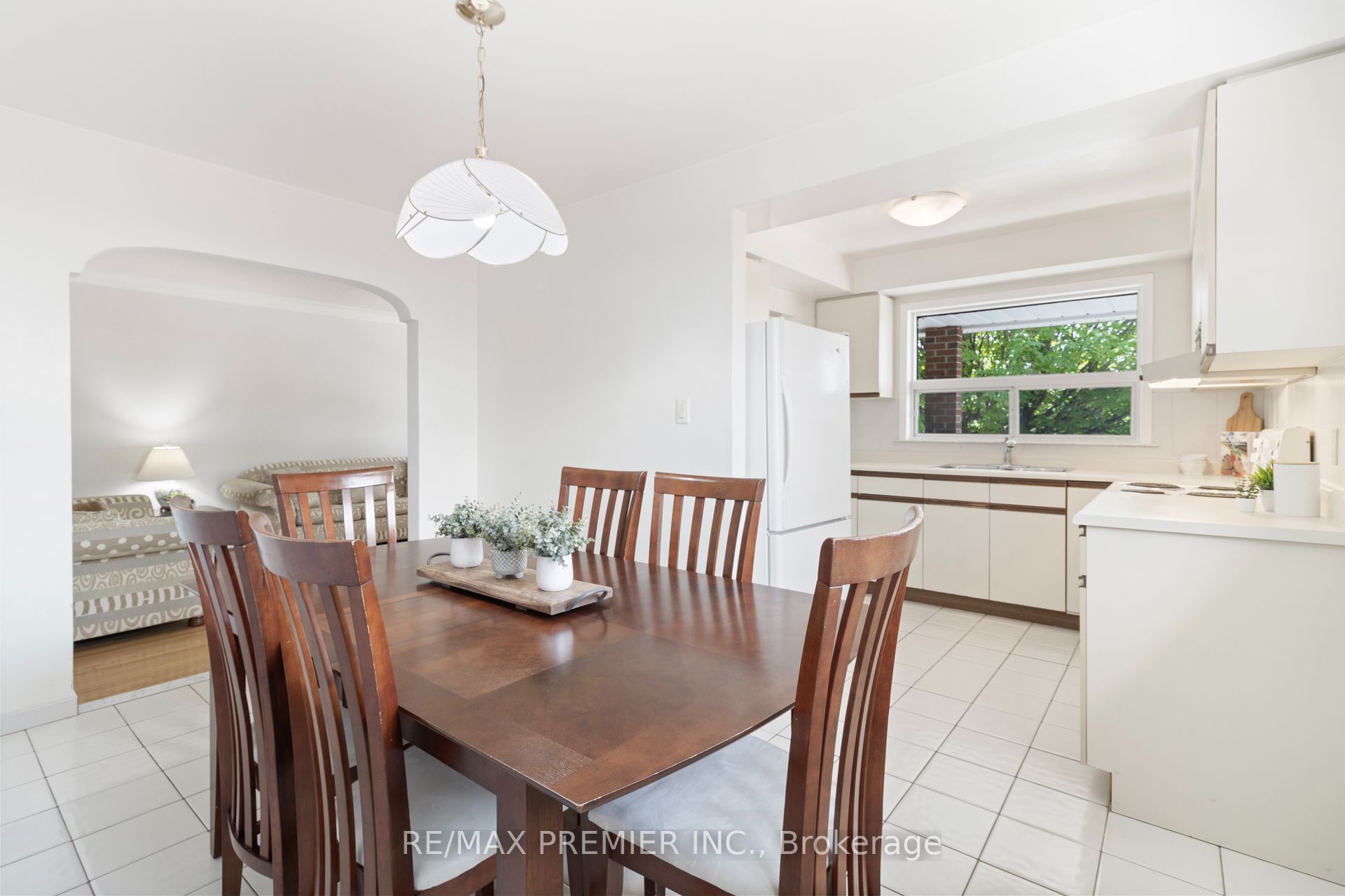 30 Forthbridge Crescent Property Photo 11