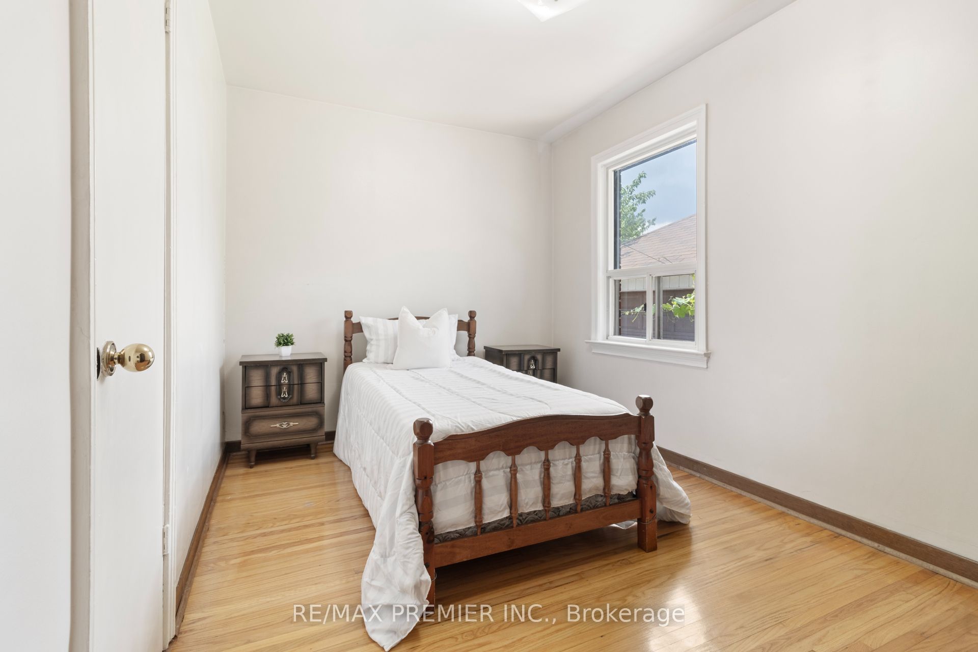 30 Forthbridge Crescent Property Photo 17