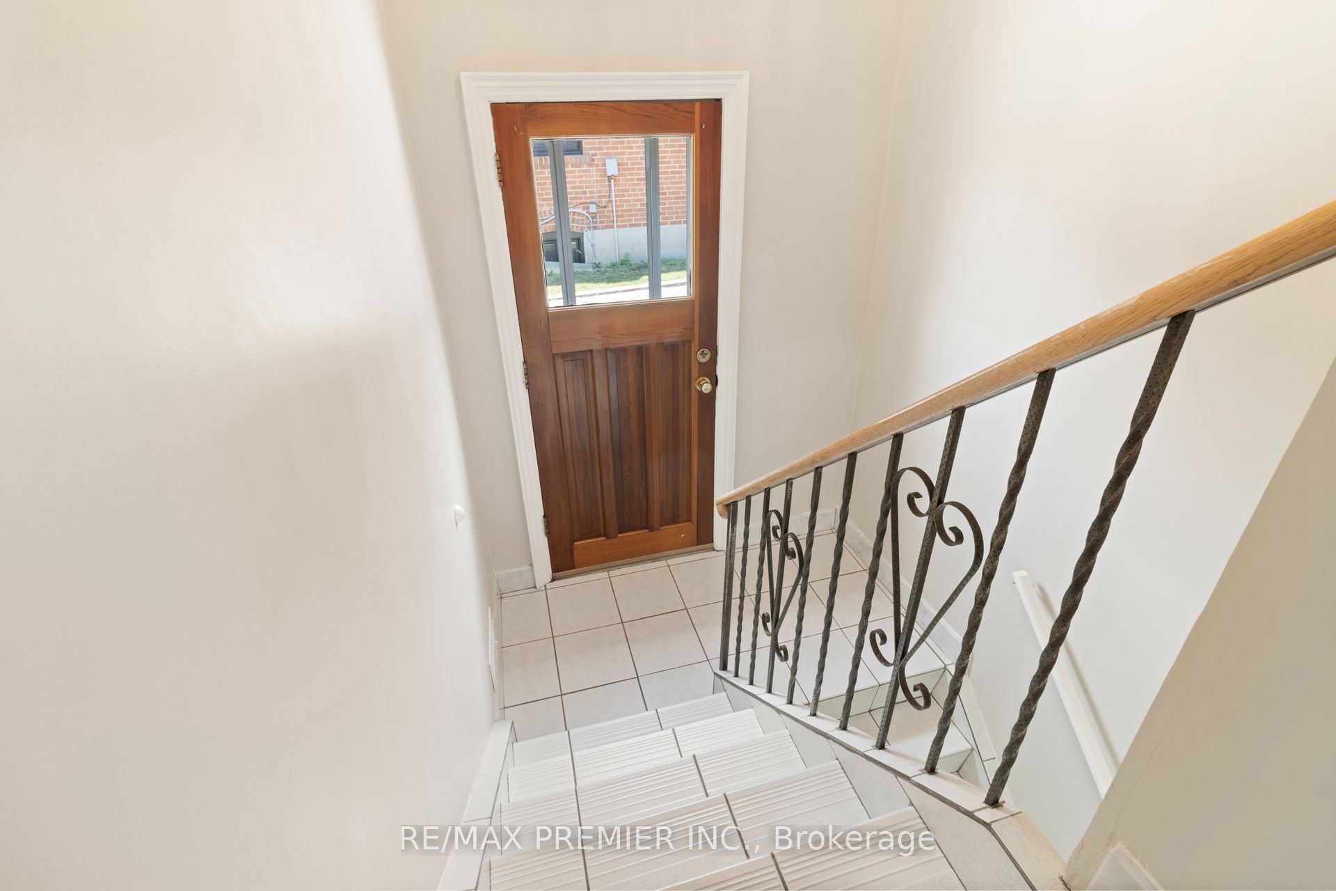30 Forthbridge Crescent Property Photo 21