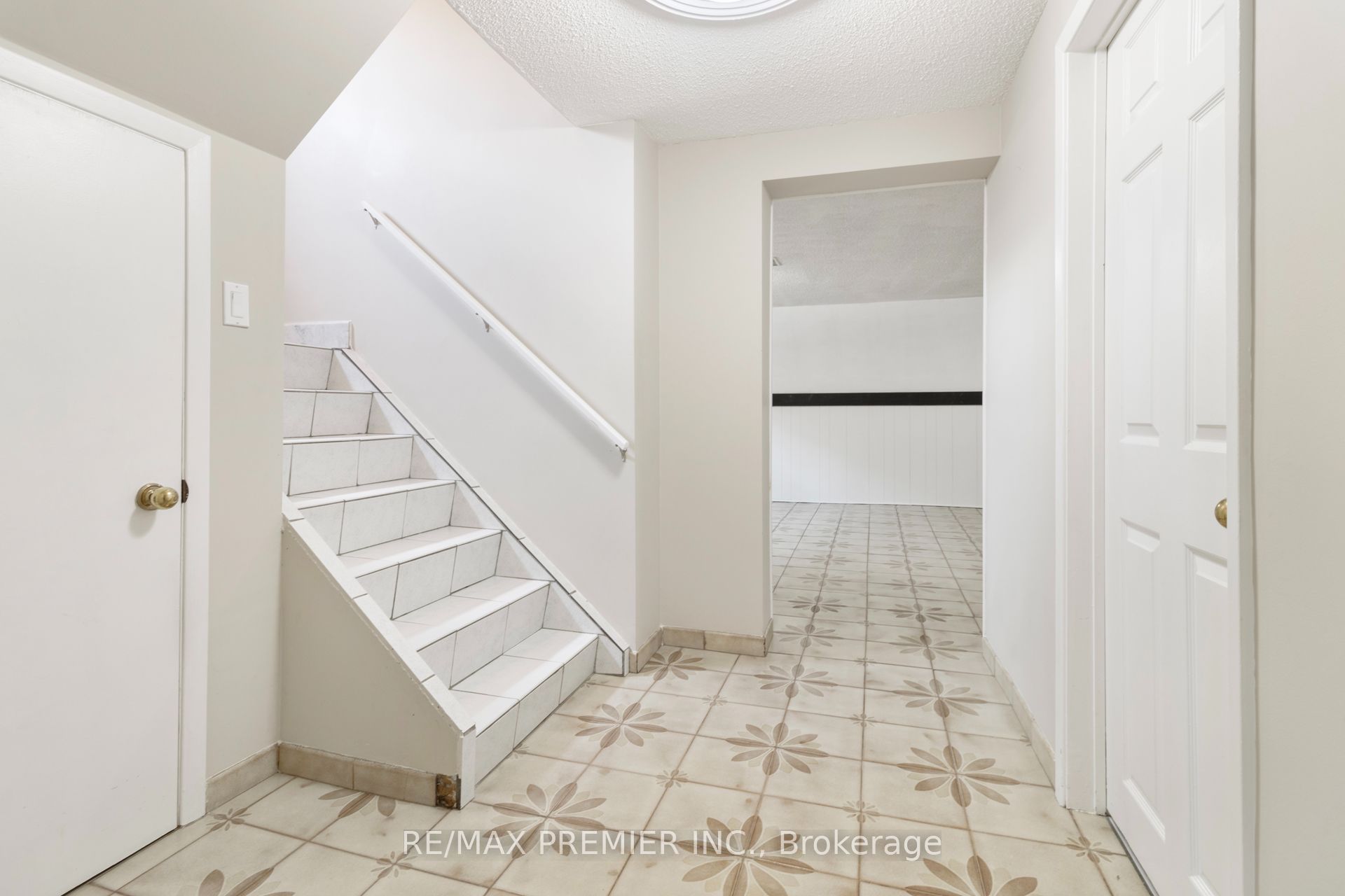 30 Forthbridge Crescent Property Photo 23