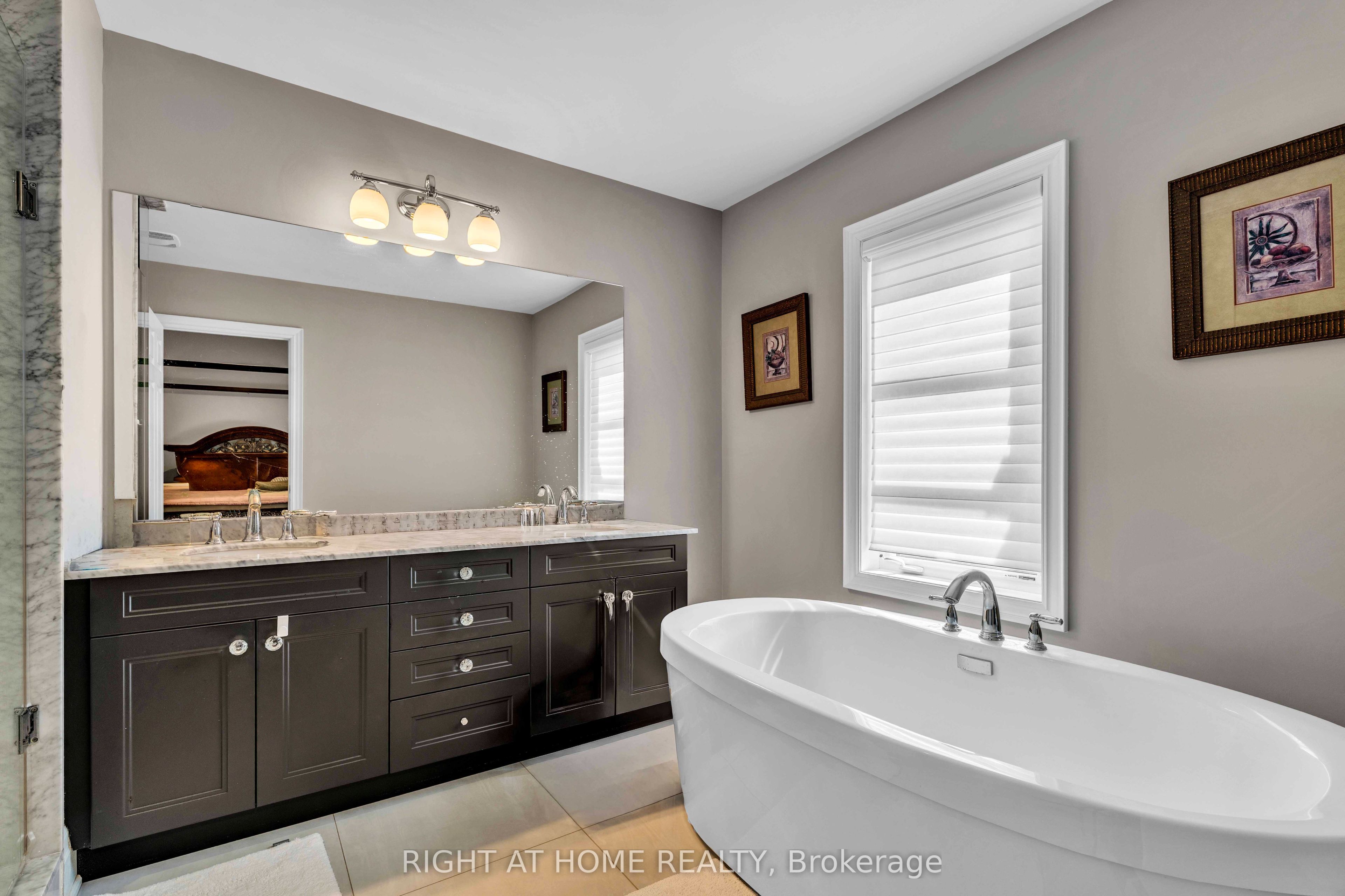 184 Dorval Drive Property Photo 18