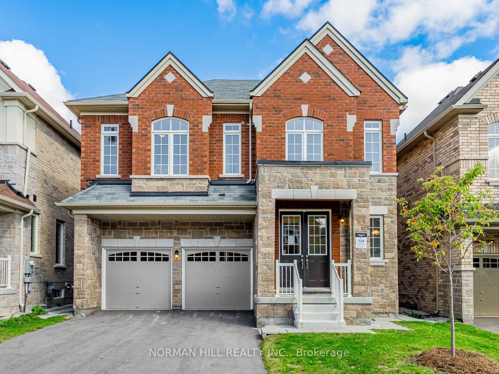 9 Lilestone Drive Property Photo 1