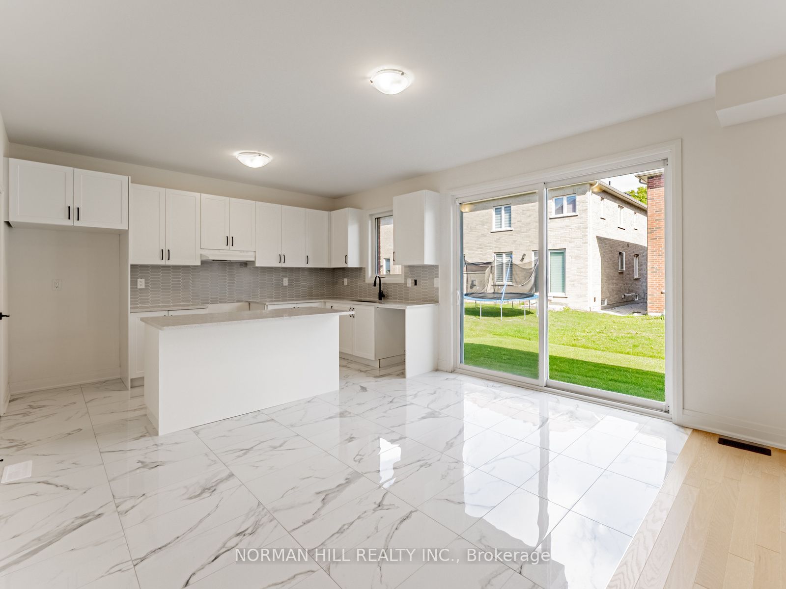 9 Lilestone Drive Property Photo 10