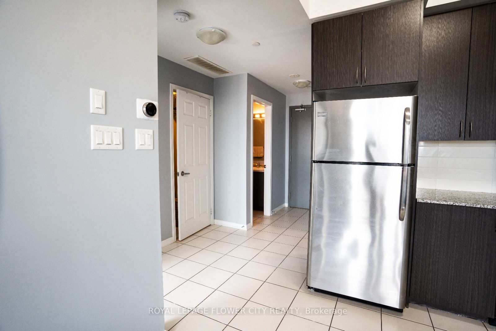 54 Sky Harbour Drive 306 Property Photo 11