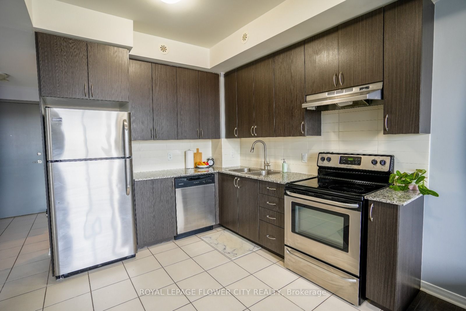 54 Sky Harbour Drive 306 Property Photo 13