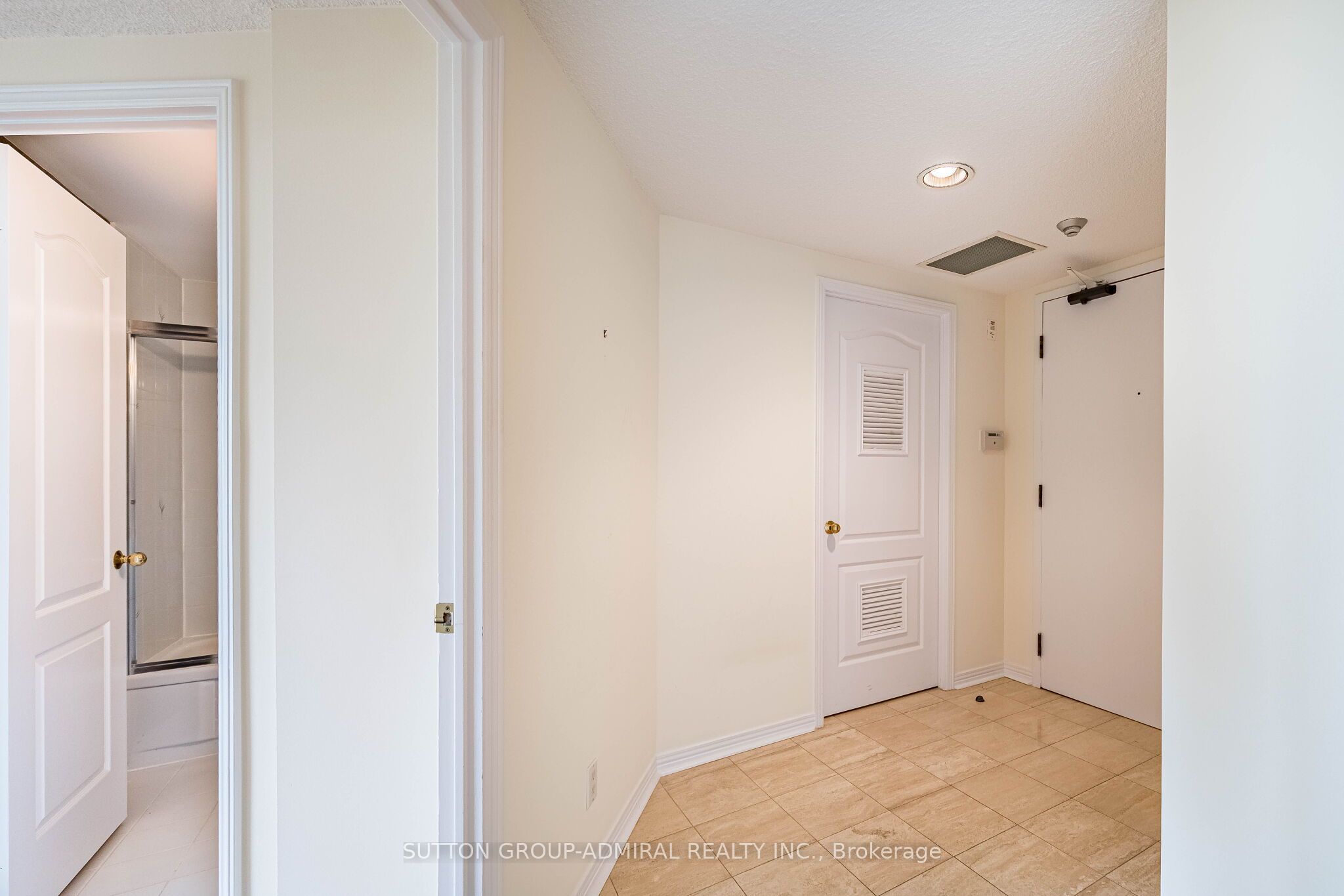 1901 Pilgrims Way 604 Property Photo 10