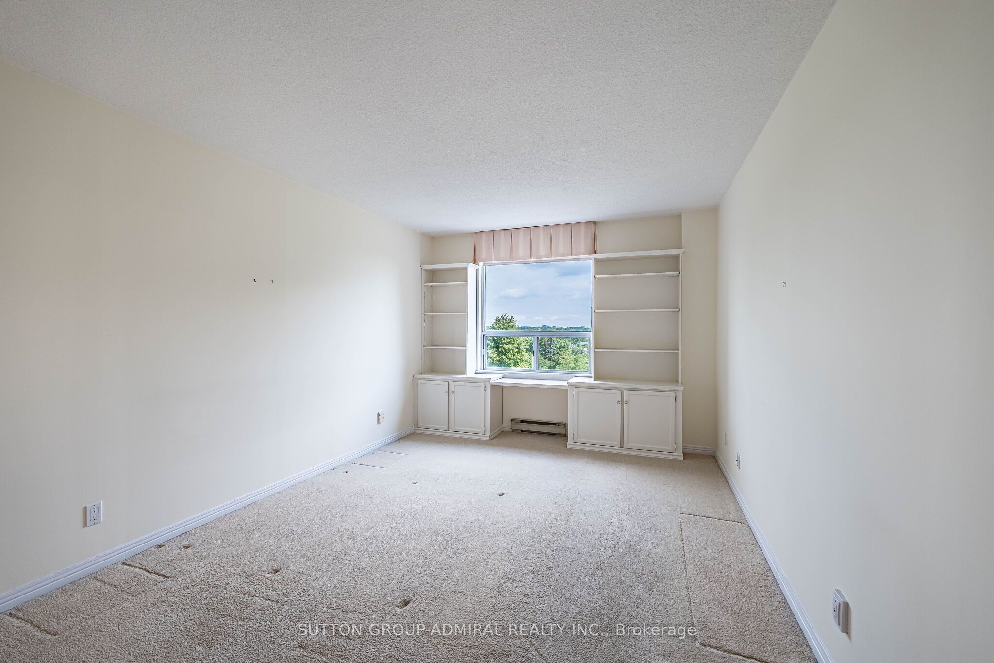 1901 Pilgrims Way 604 Property Photo 32