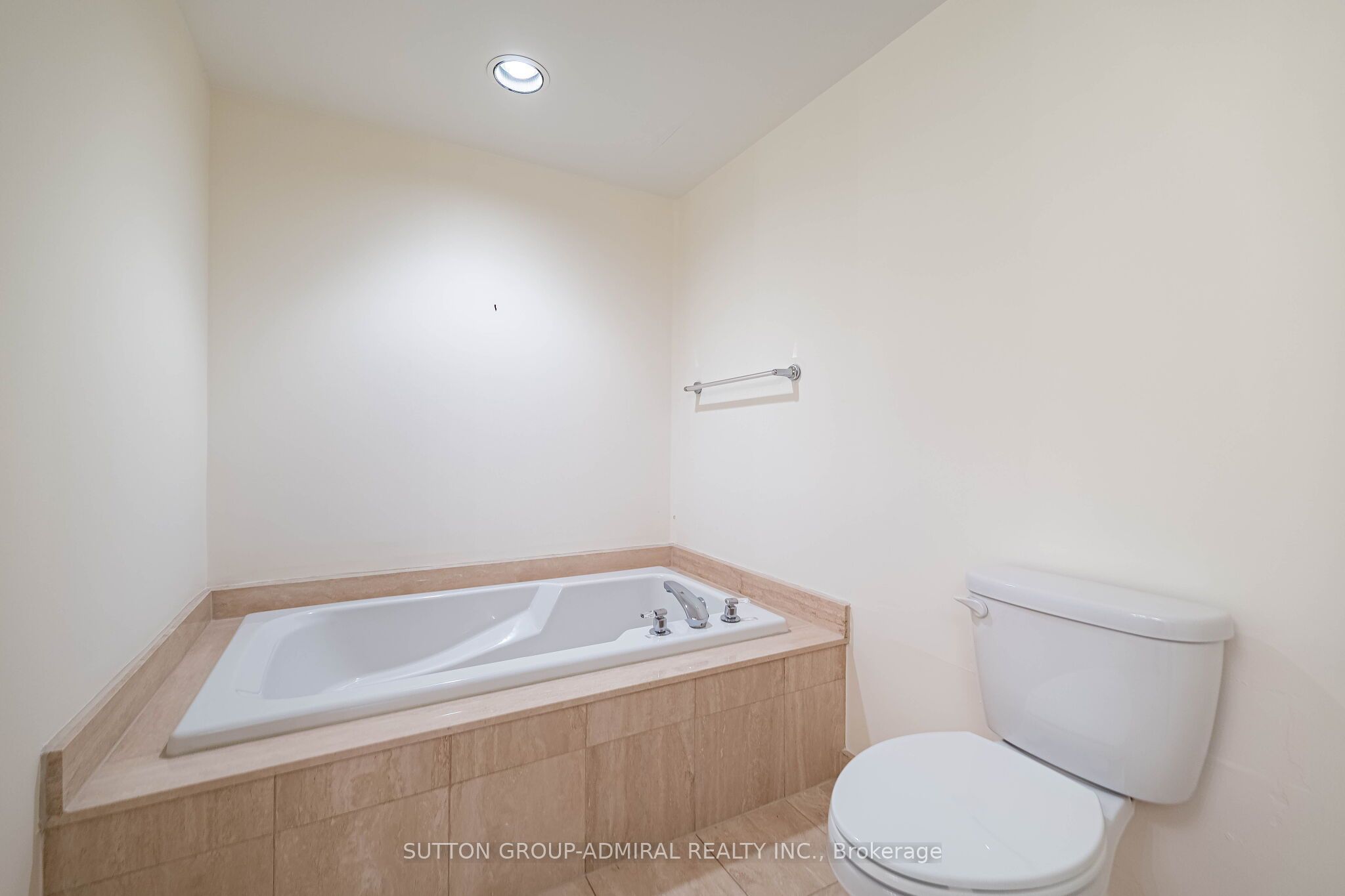 1901 Pilgrims Way 604 Property Photo 35