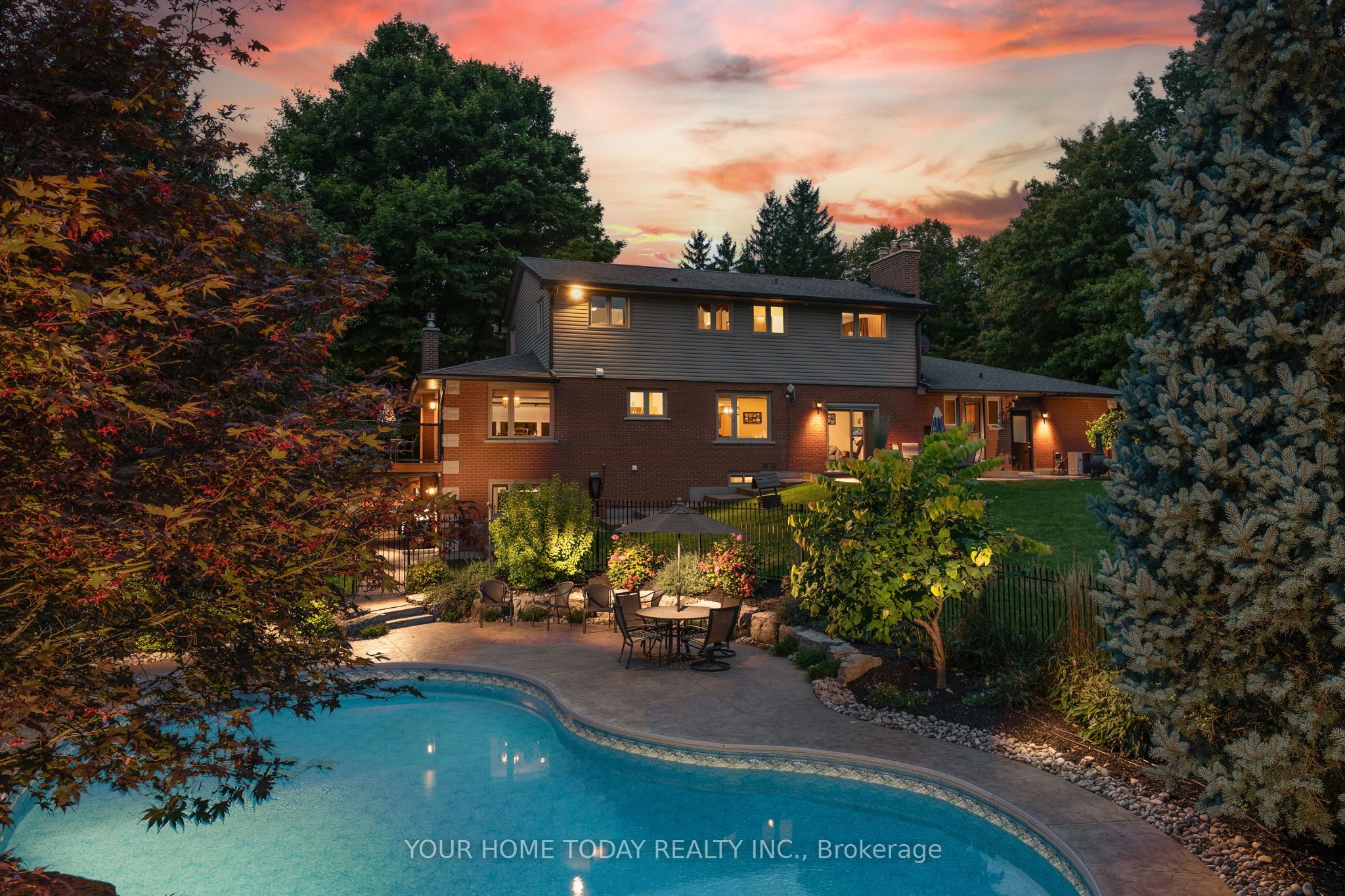 12609 Fifth Line Property Photo 1