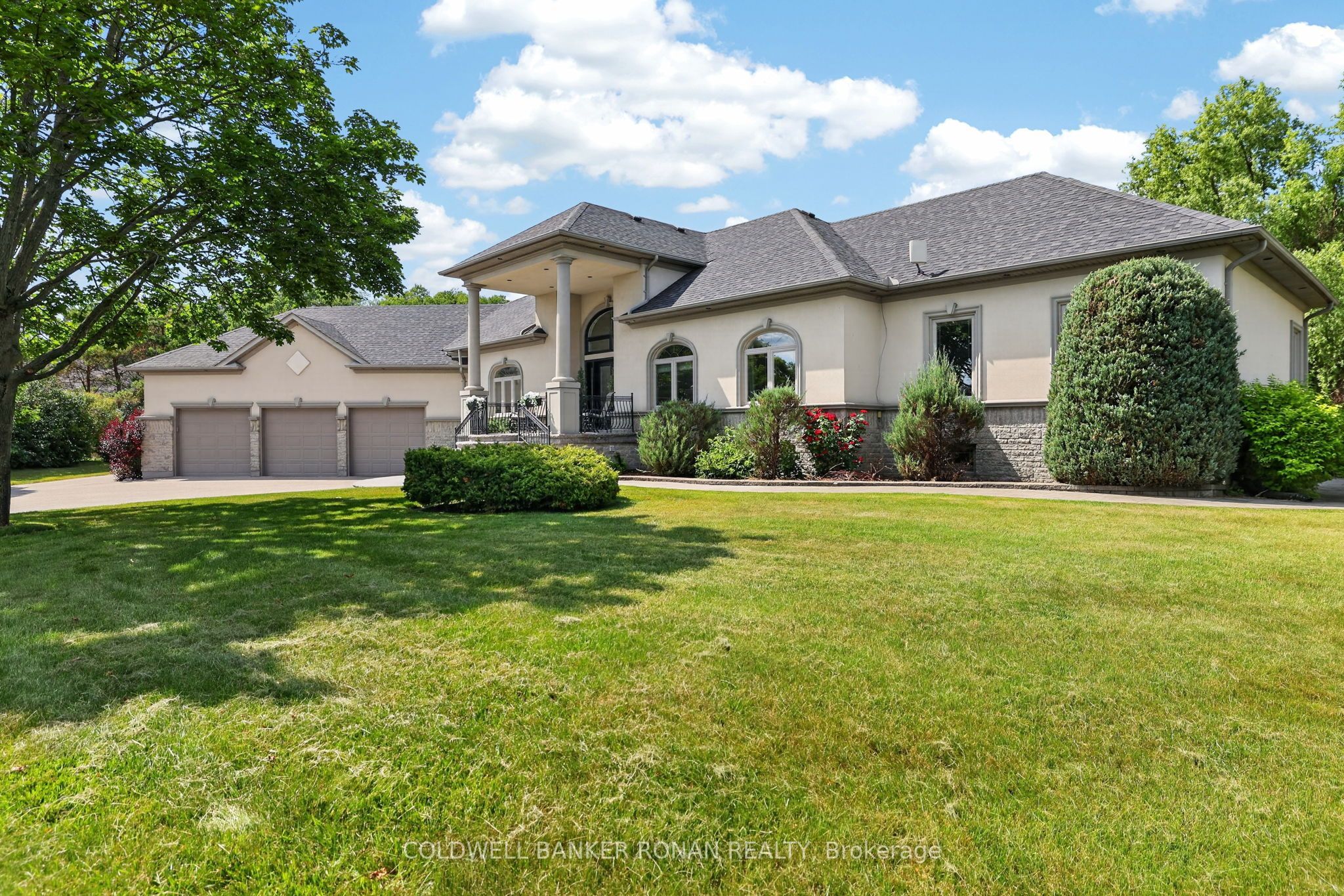 9 Moraine Place Property Photo 6