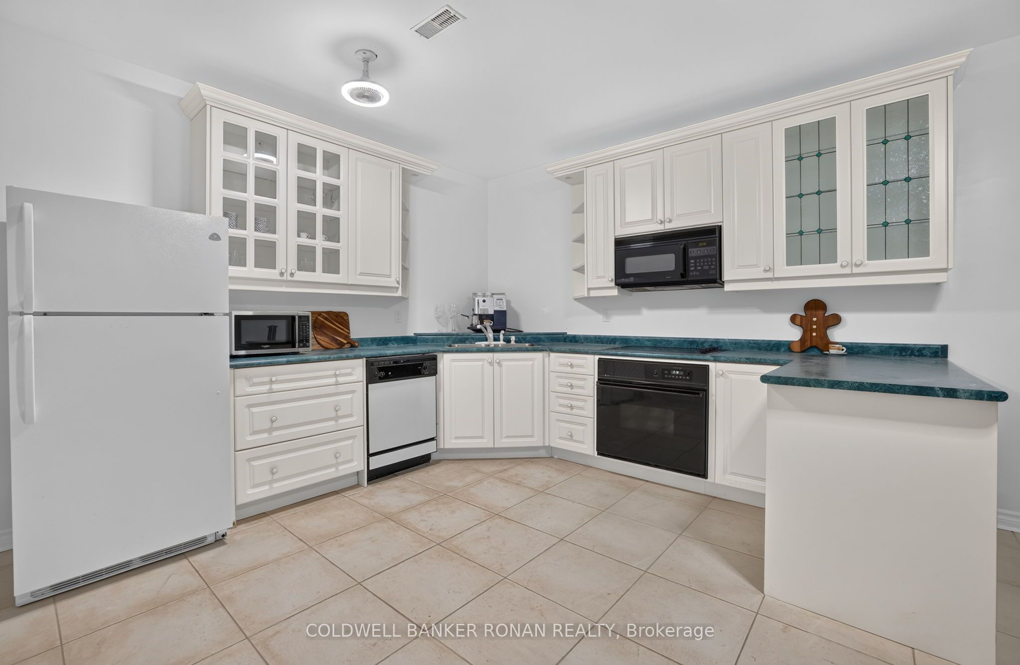 9 Moraine Place Property Photo 33