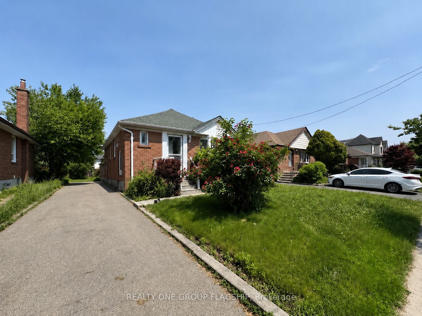 102 Edgecroft Road Property Photo 3