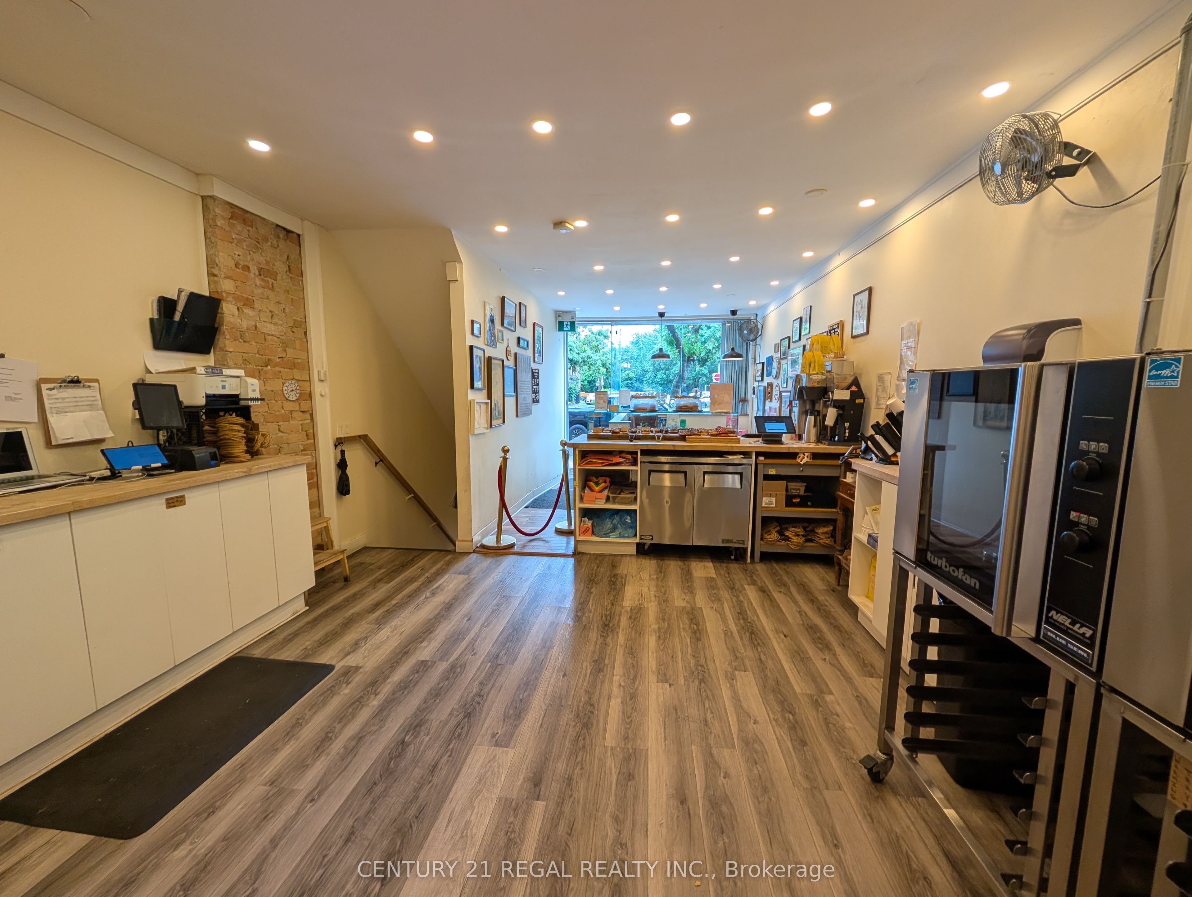1332 Queen Street W Main Property Photo 5