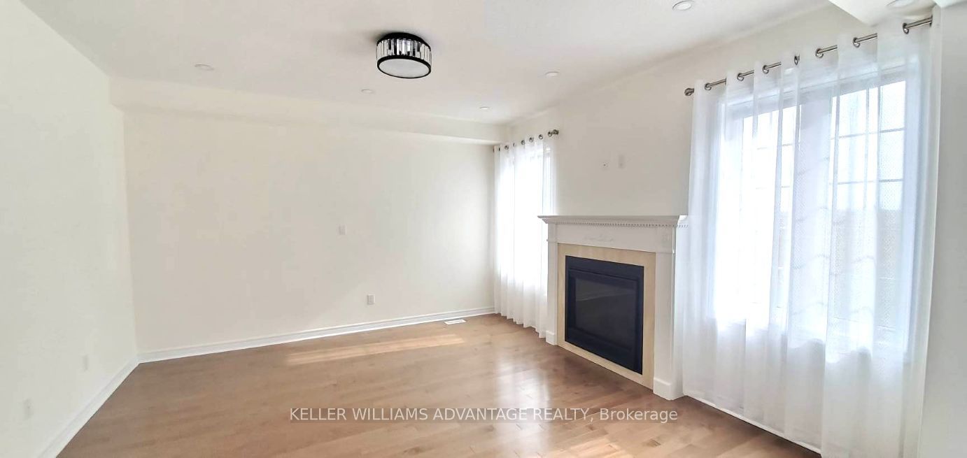 84 Little Britain Crescent Property Photo 6