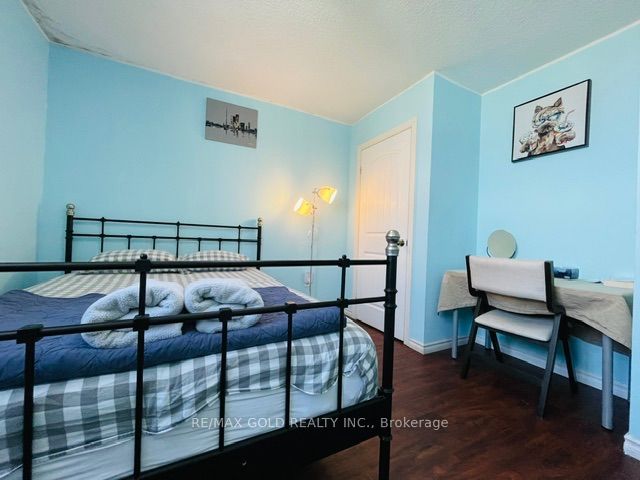50 Lotherton Parkway 814 Property Photo 11