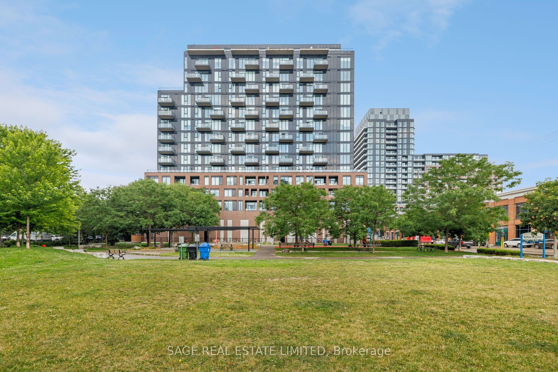 270 Dufferin Street 1012 Property Photo 6