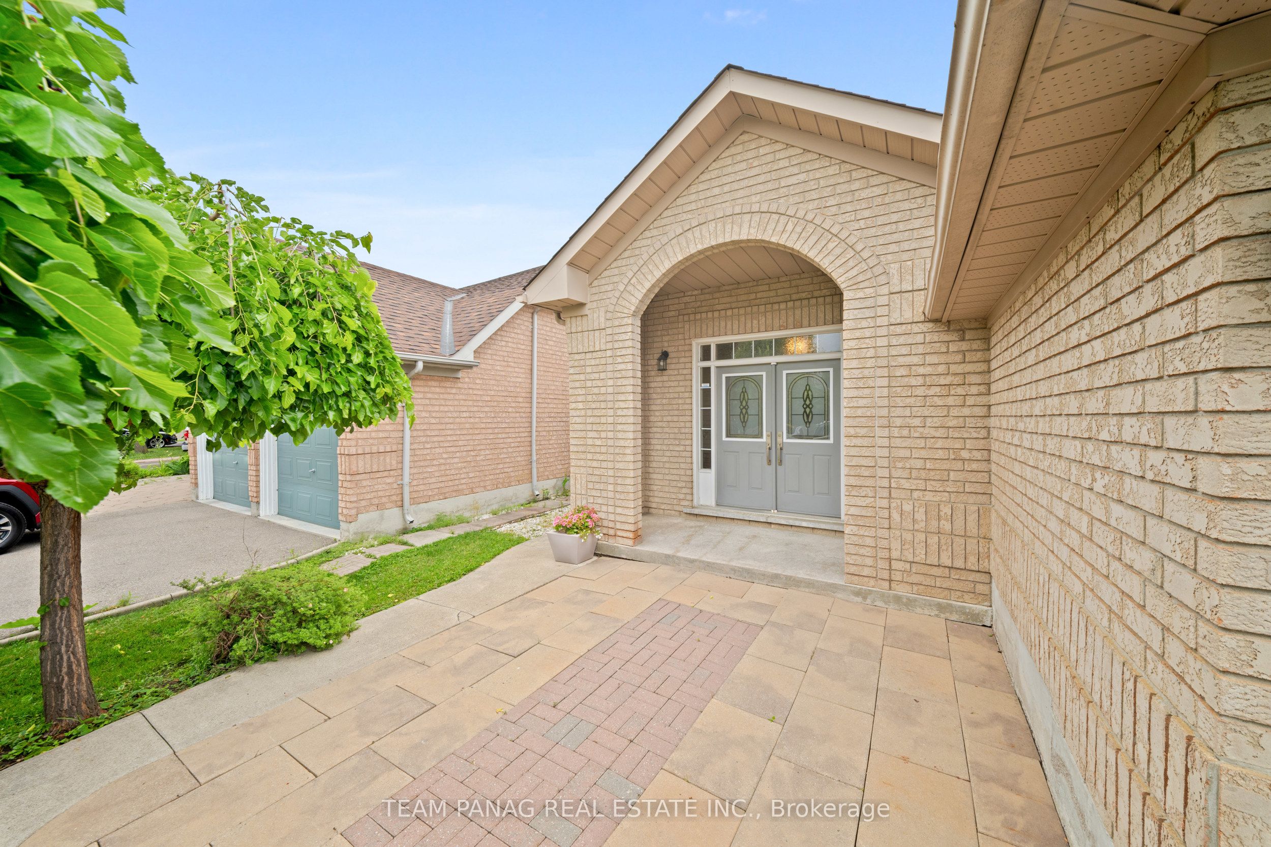 11 Larkmead Place Property Photo 3