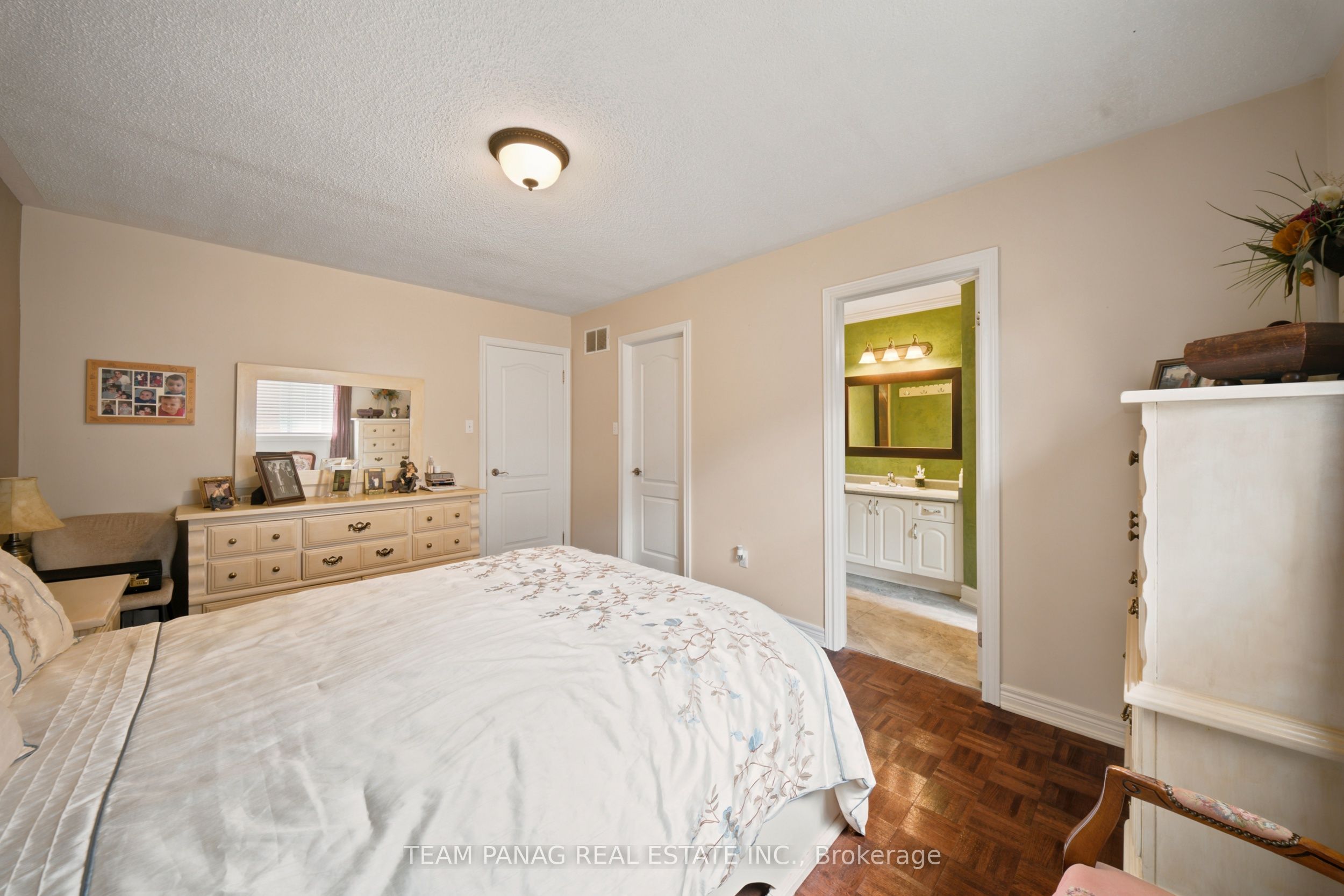 11 Larkmead Place Property Photo 26