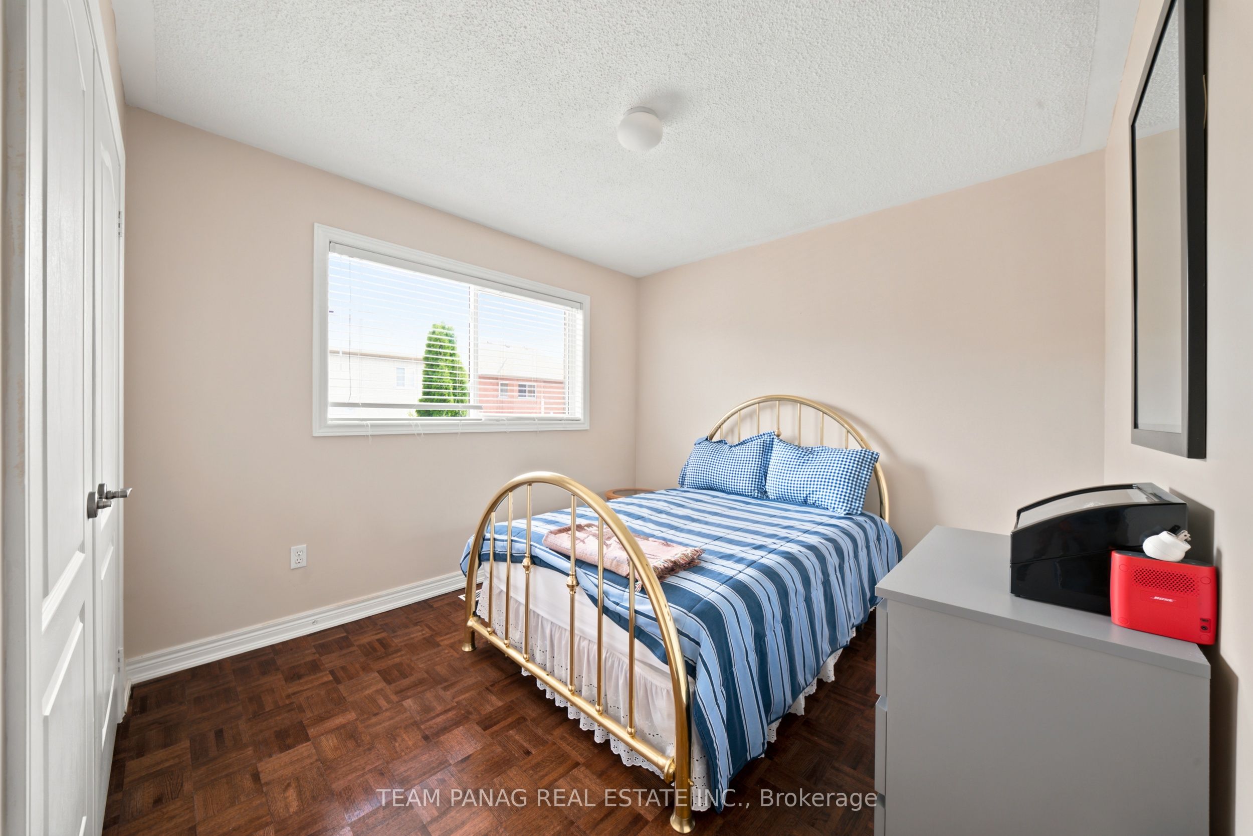 11 Larkmead Place Property Photo 32
