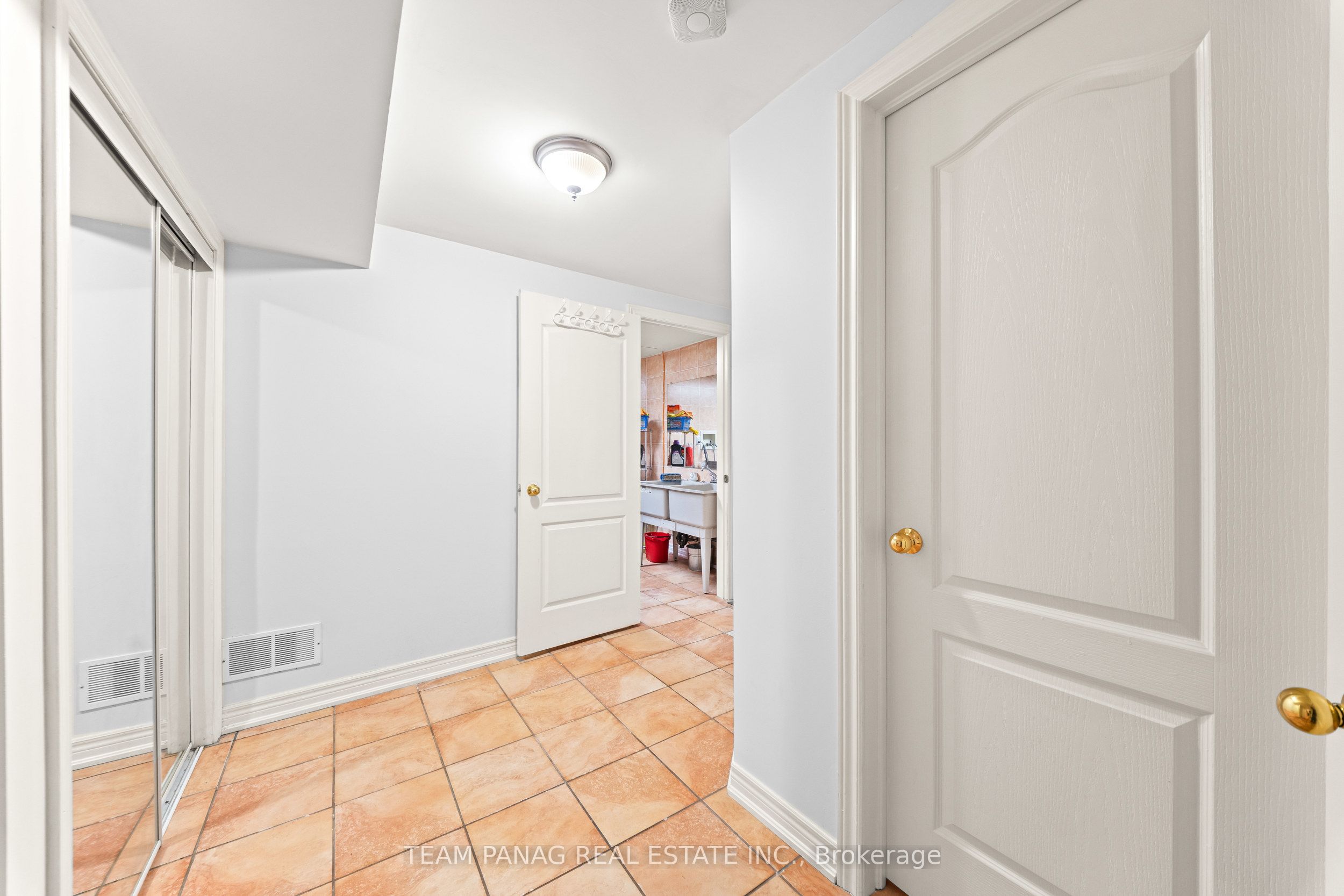 11 Larkmead Place Property Photo 36