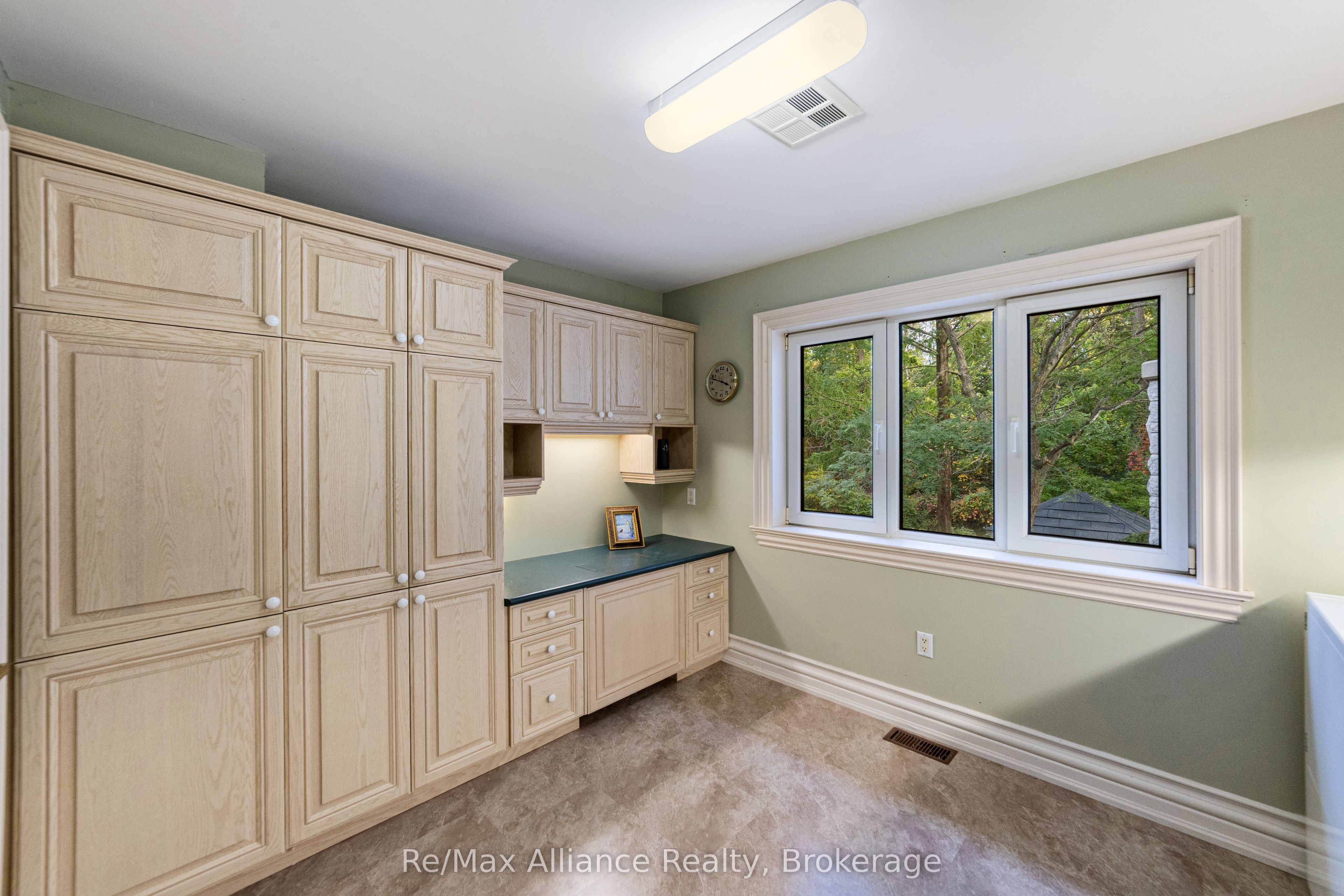 1024 Linbrook Road Property Photo 22