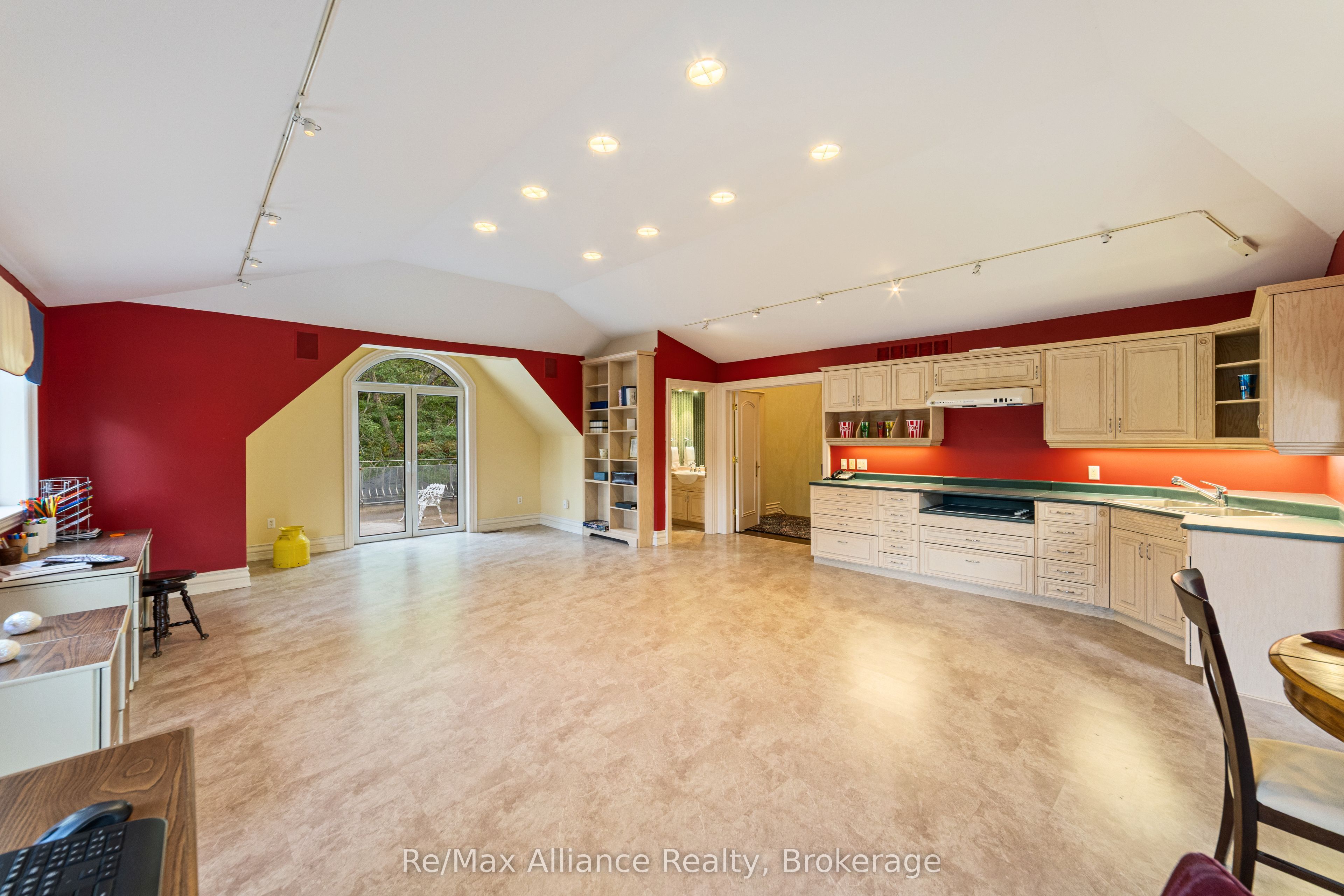 1024 Linbrook Road Property Photo 24