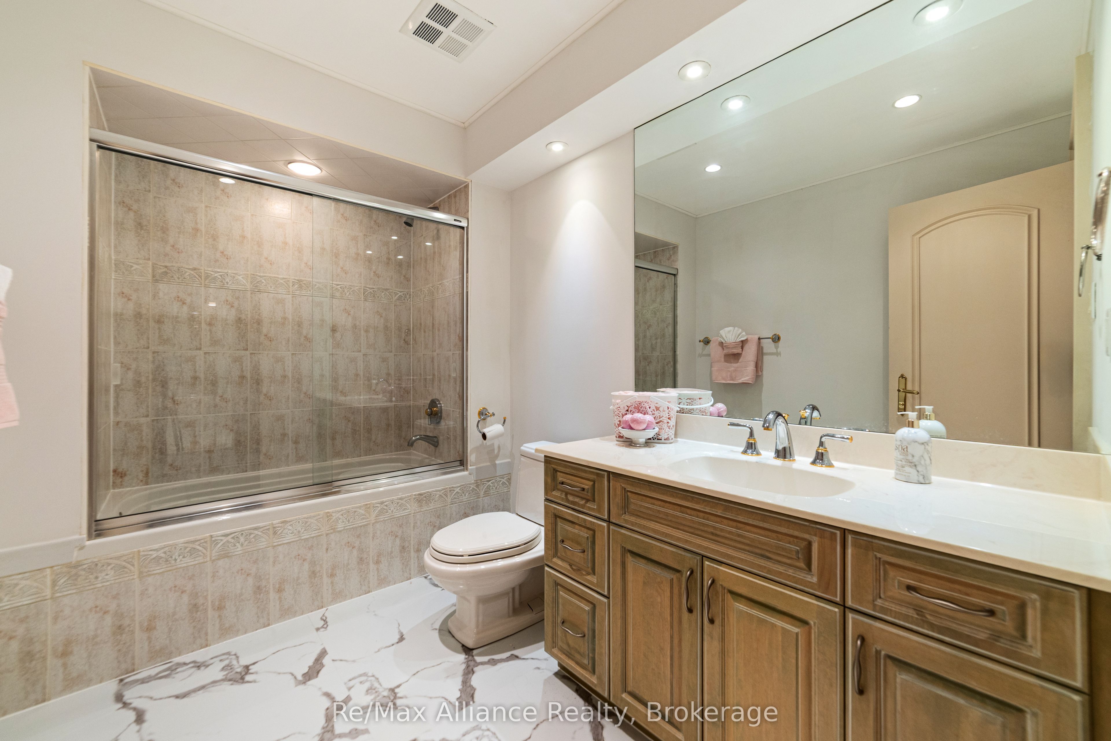 1024 Linbrook Road Property Photo 31