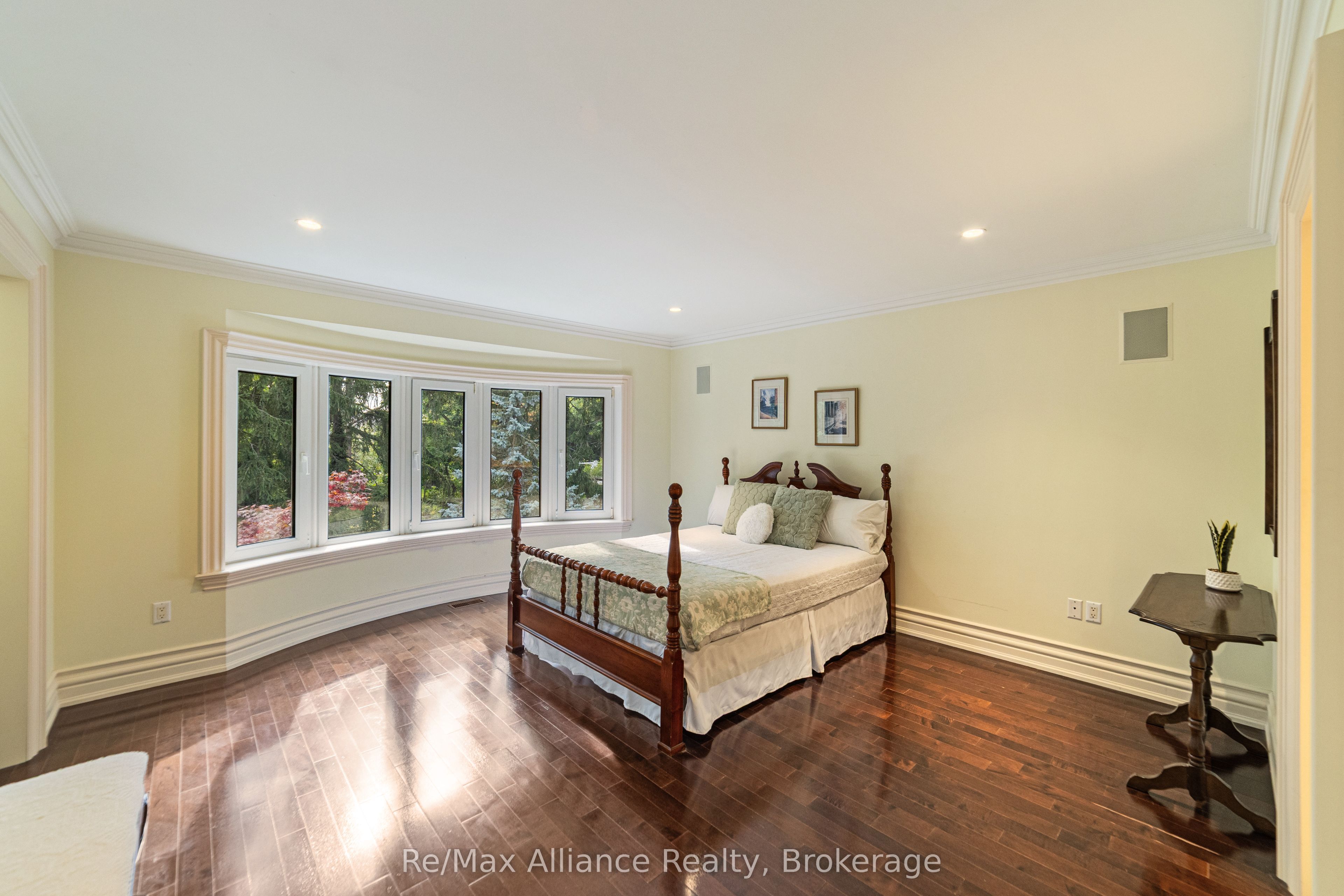 1024 Linbrook Road Property Photo 32