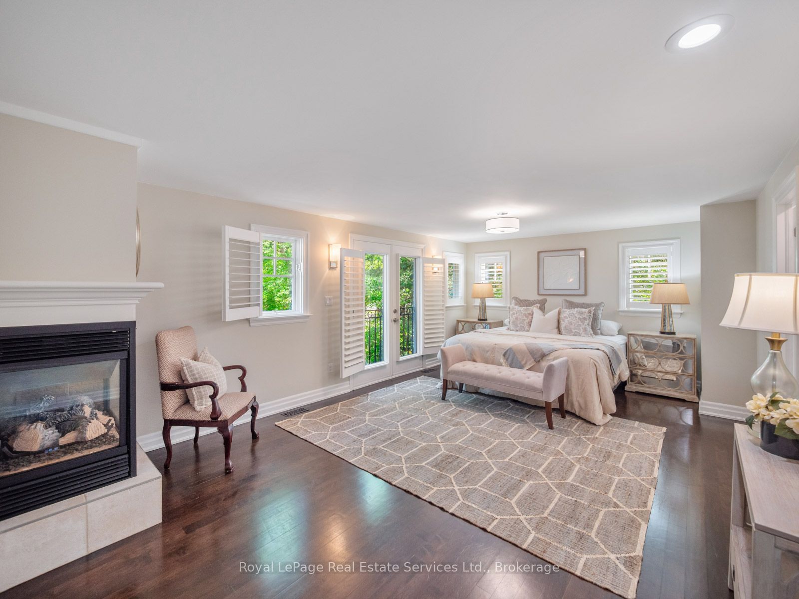 2160 Aintree Terrace Property Photo 16