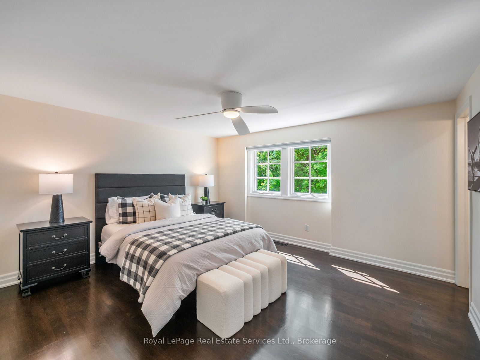 2160 Aintree Terrace Property Photo 22
