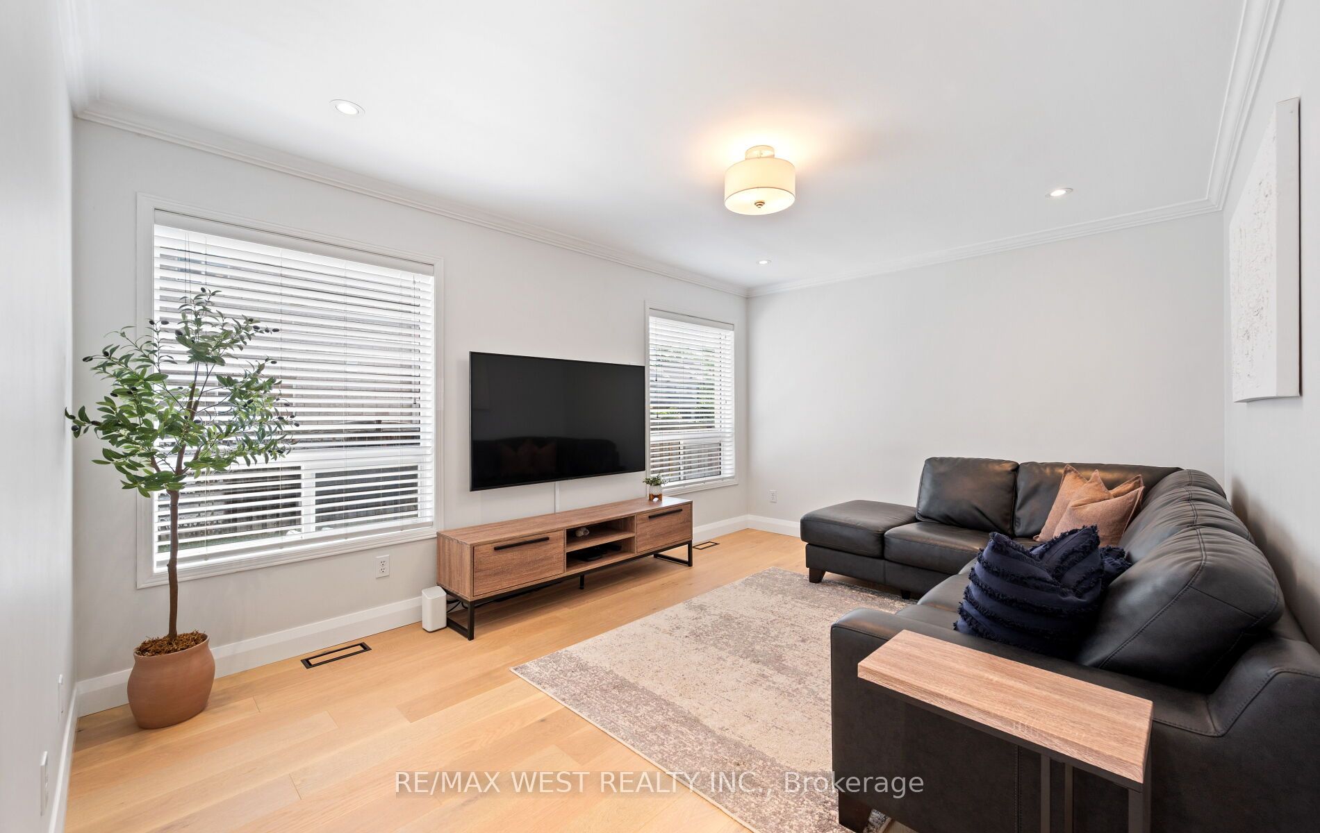 11 Beehive Drive Property Photo 18