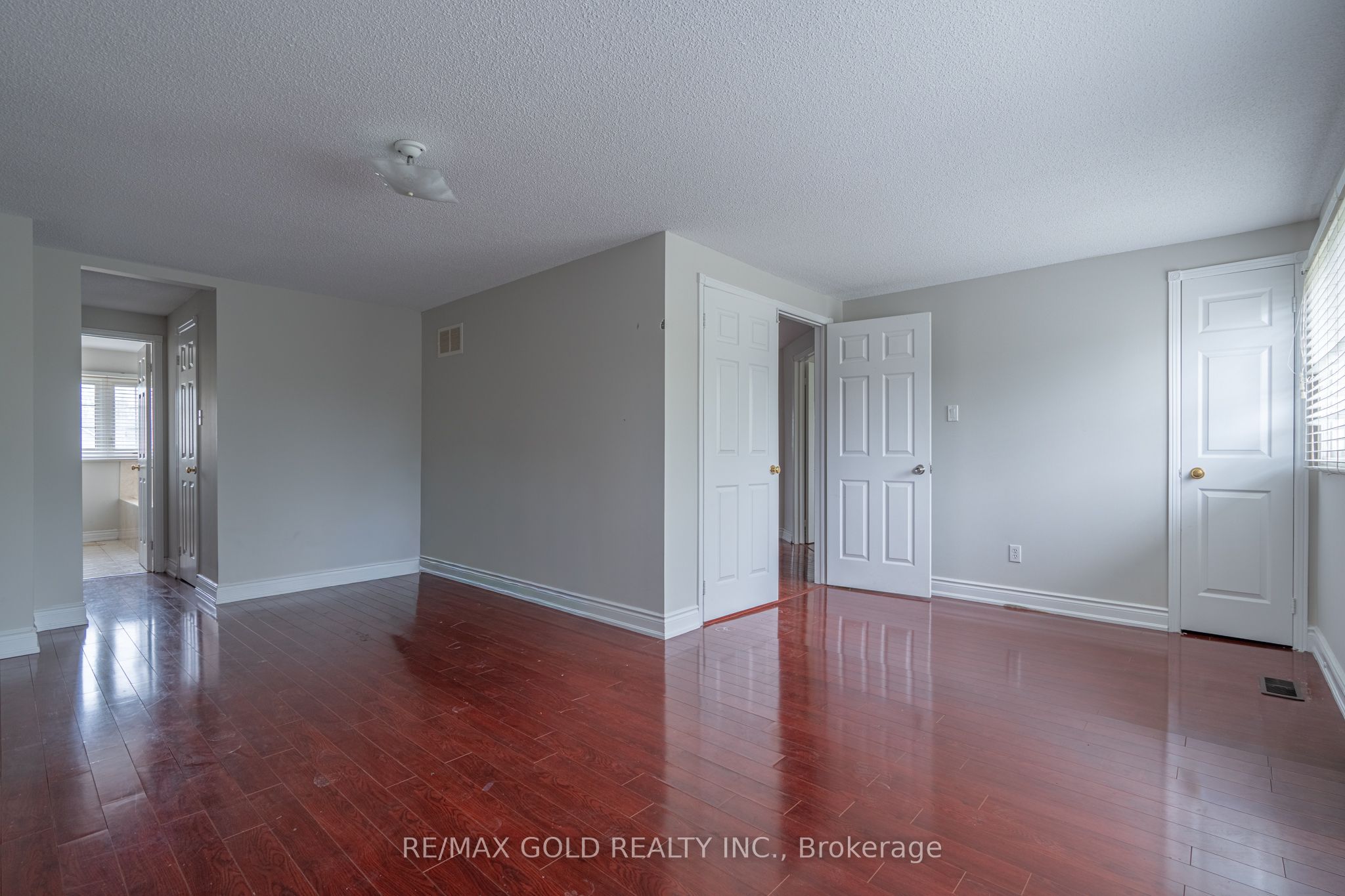 71 Ravenswood Drive Property Photo 22