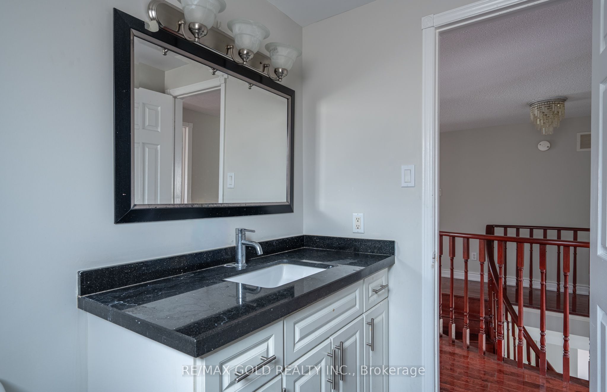 71 Ravenswood Drive Property Photo 37