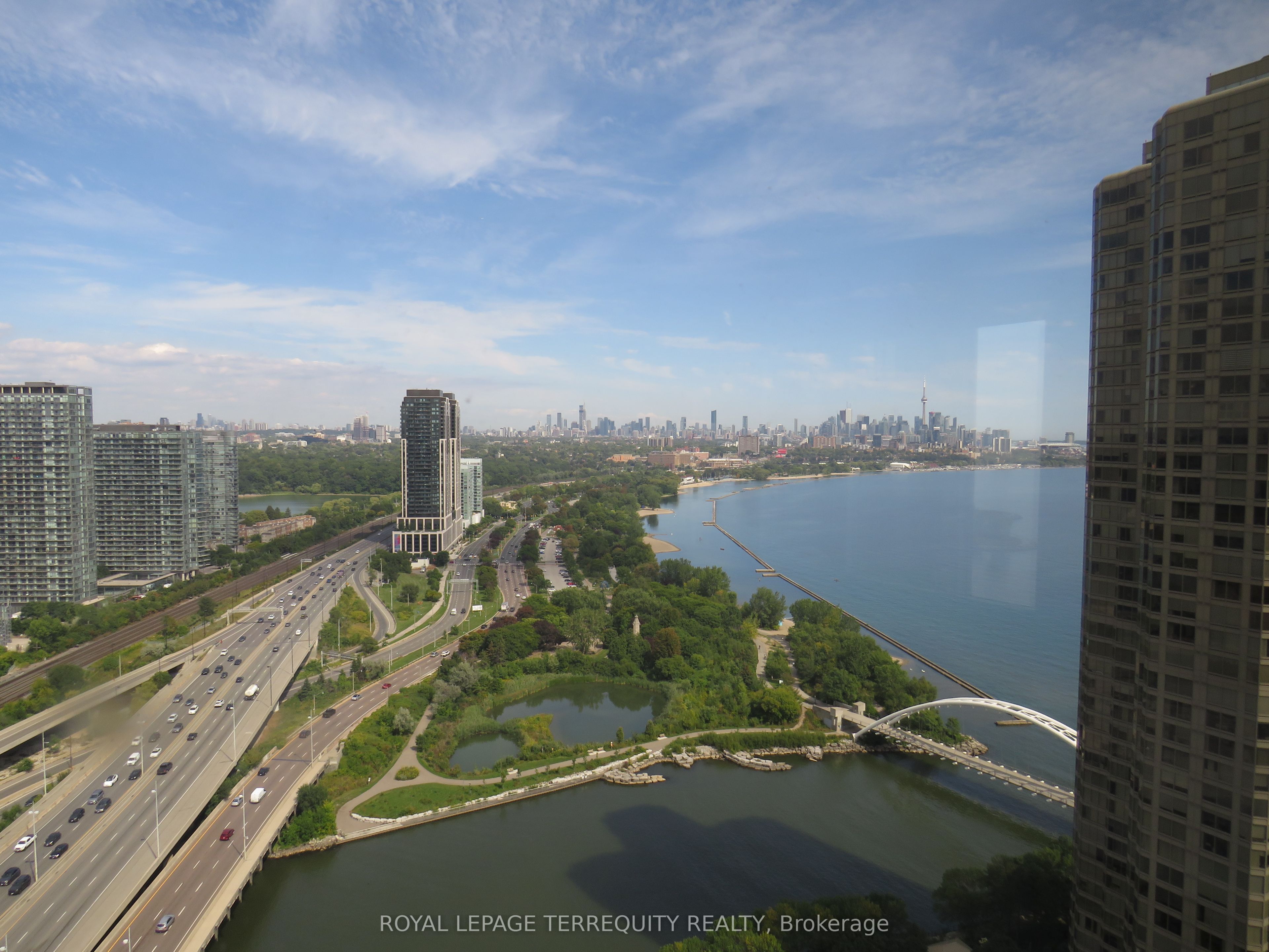 2045 Lake Shore Boulevard W 3305 Property Photo 16