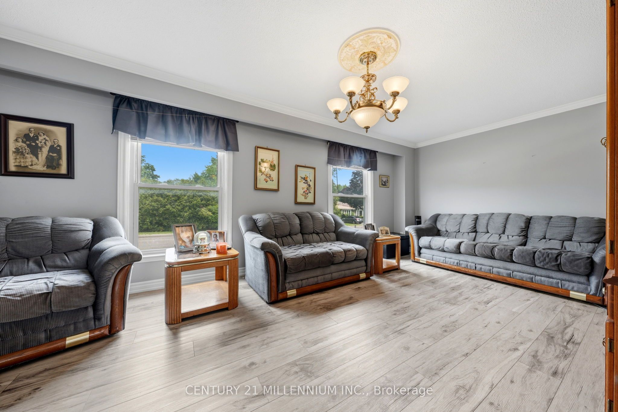 683 Balmoral Drive Property Photo 12
