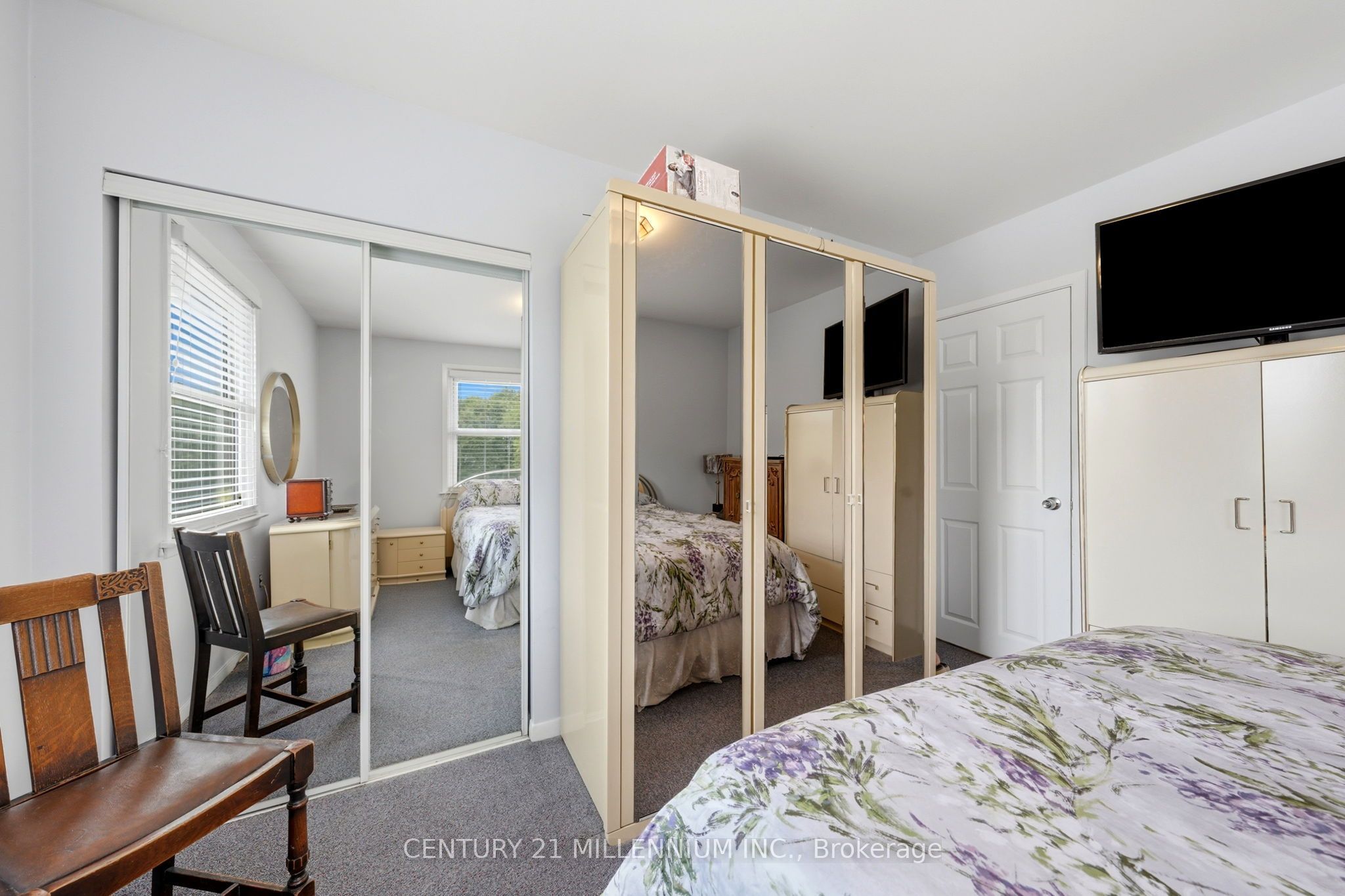 683 Balmoral Drive Property Photo 28