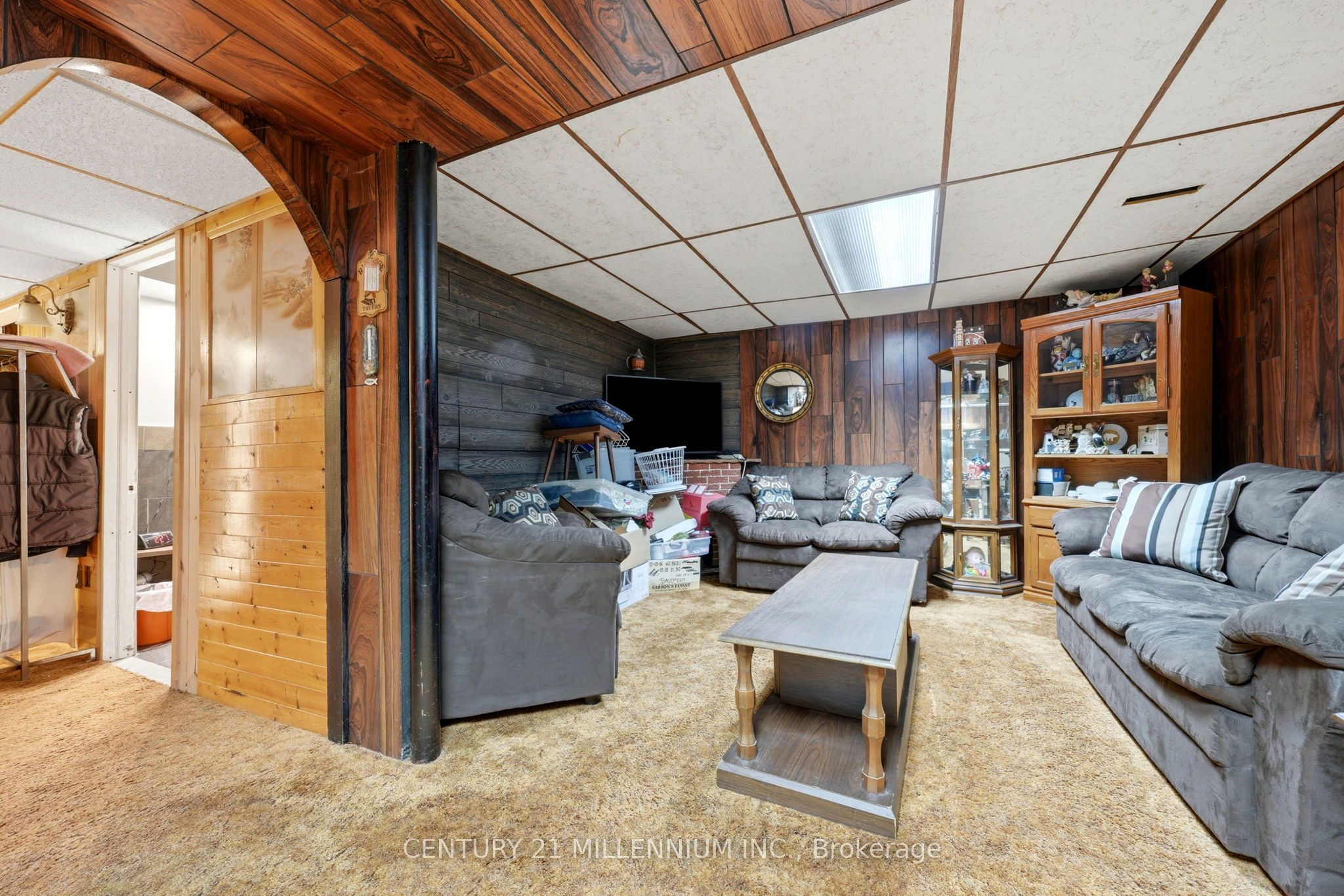 683 Balmoral Drive Property Photo 35