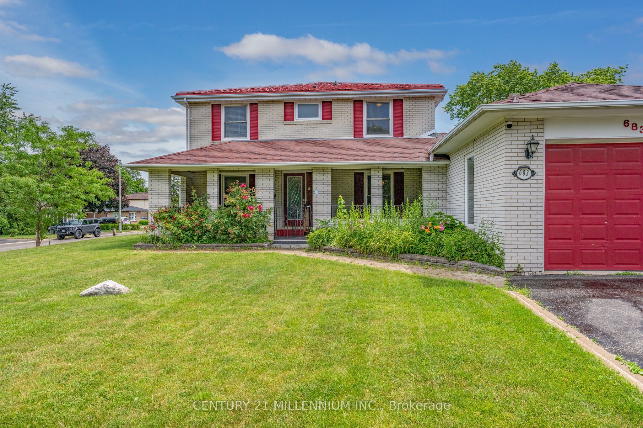 683 Balmoral Drive Property Photo 40