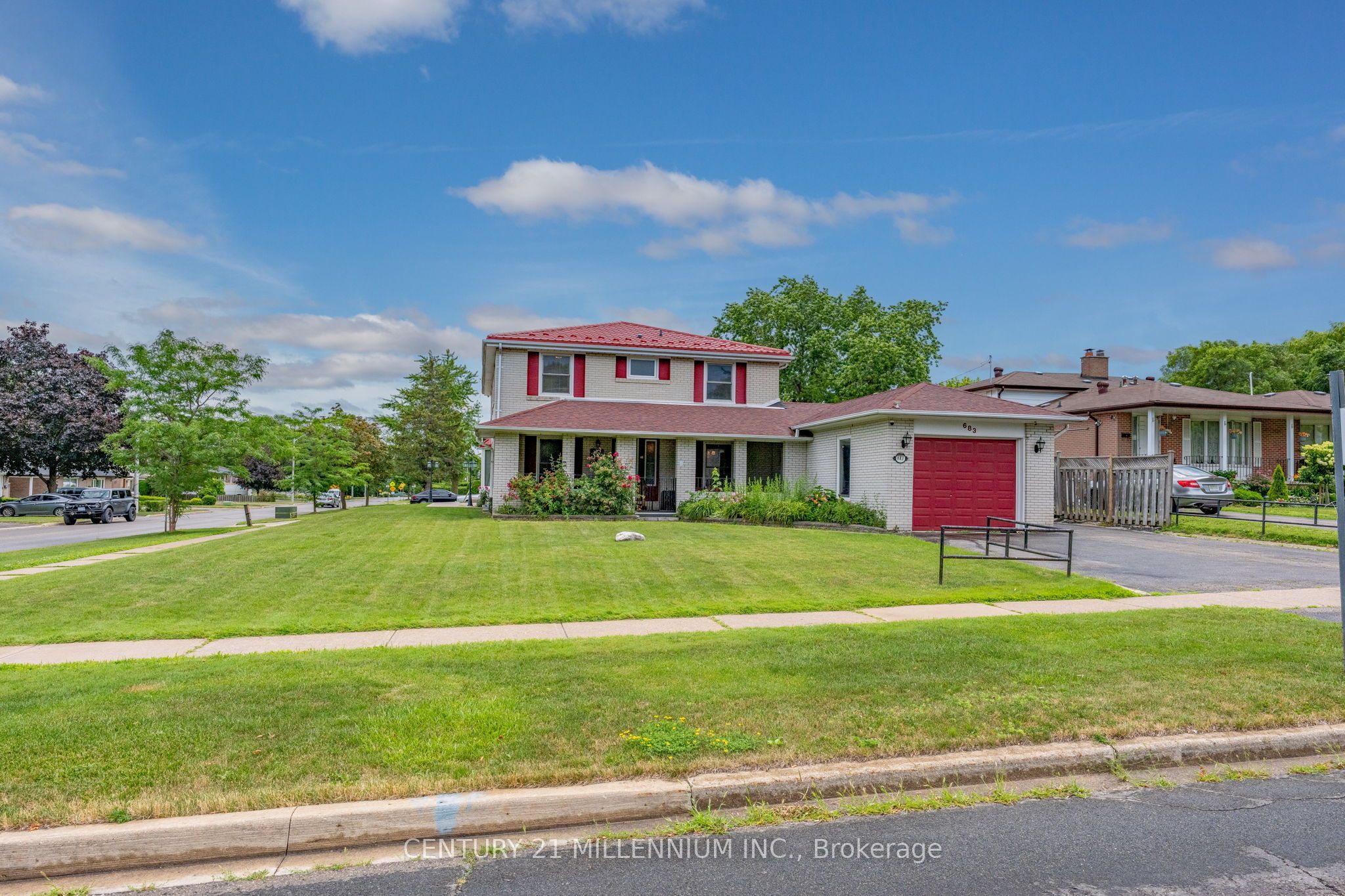 683 Balmoral Drive Property Photo 41