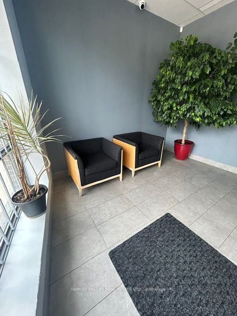 64 Bakersfield Street Property Photo 4