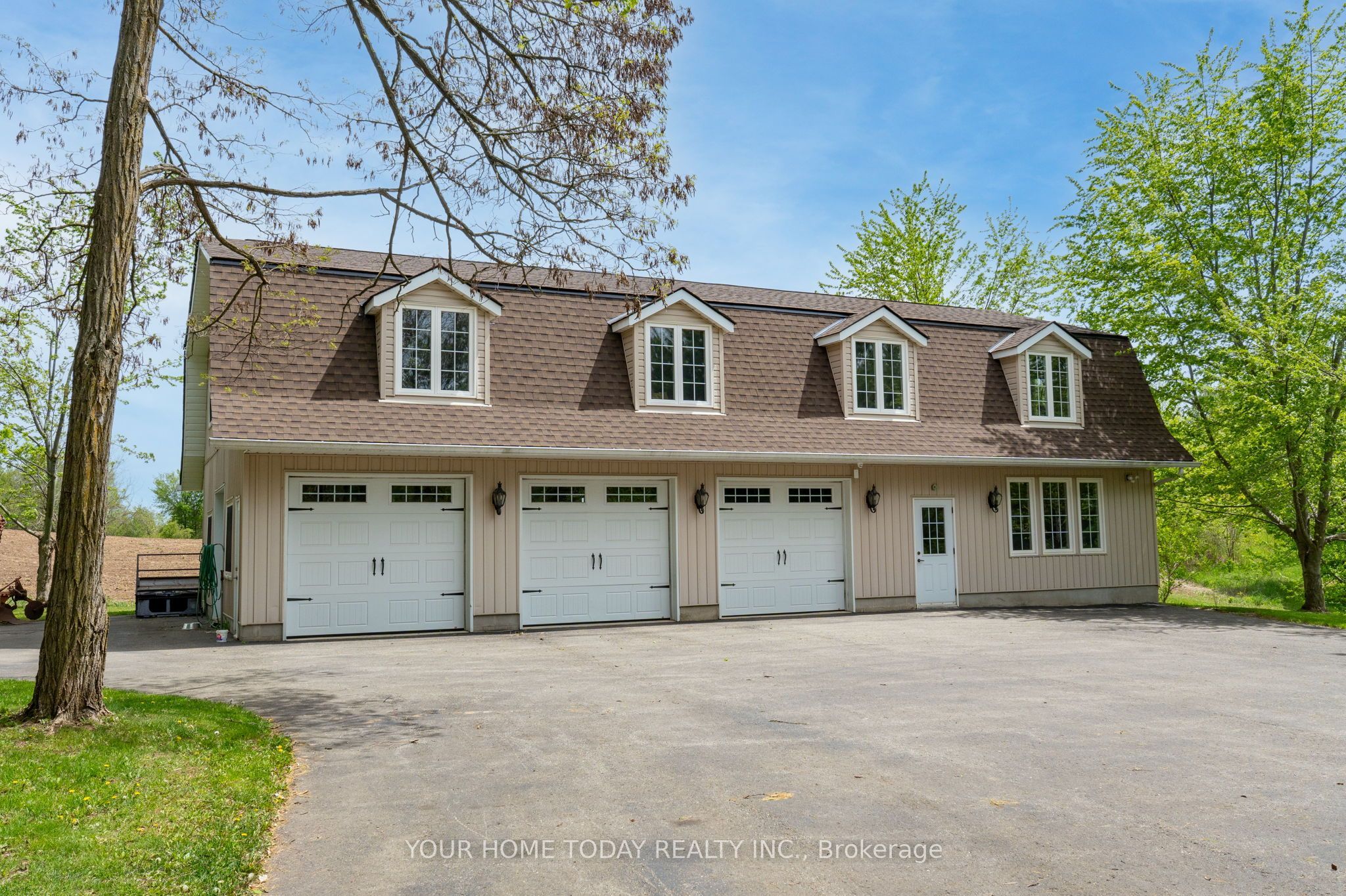 12609 Fifth Line Property Photo 1