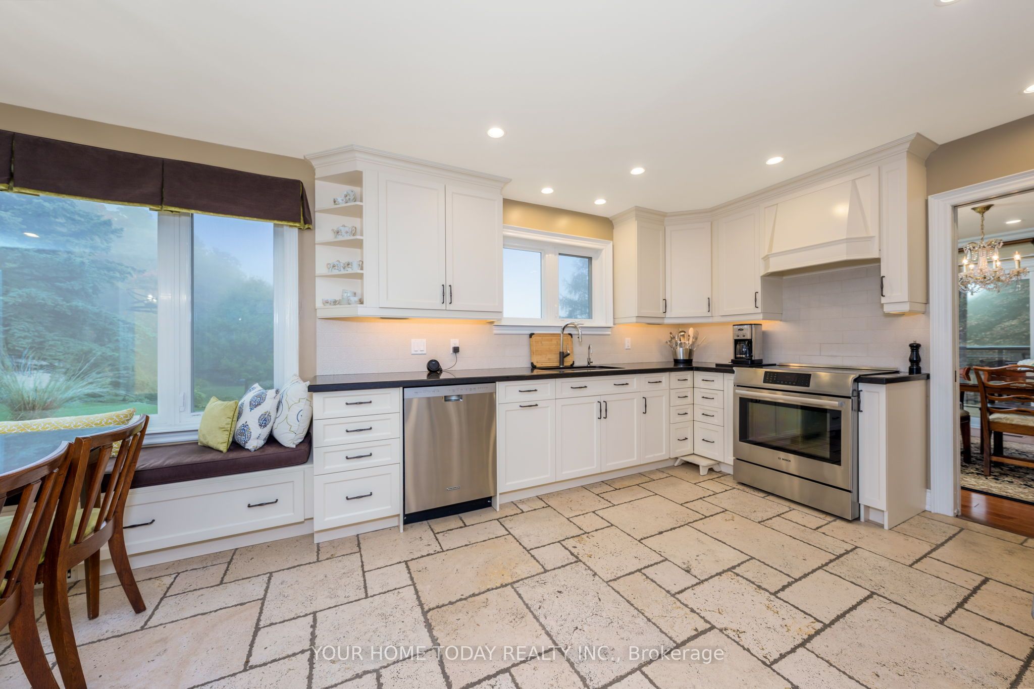 12609 Fifth Line Property Photo 37