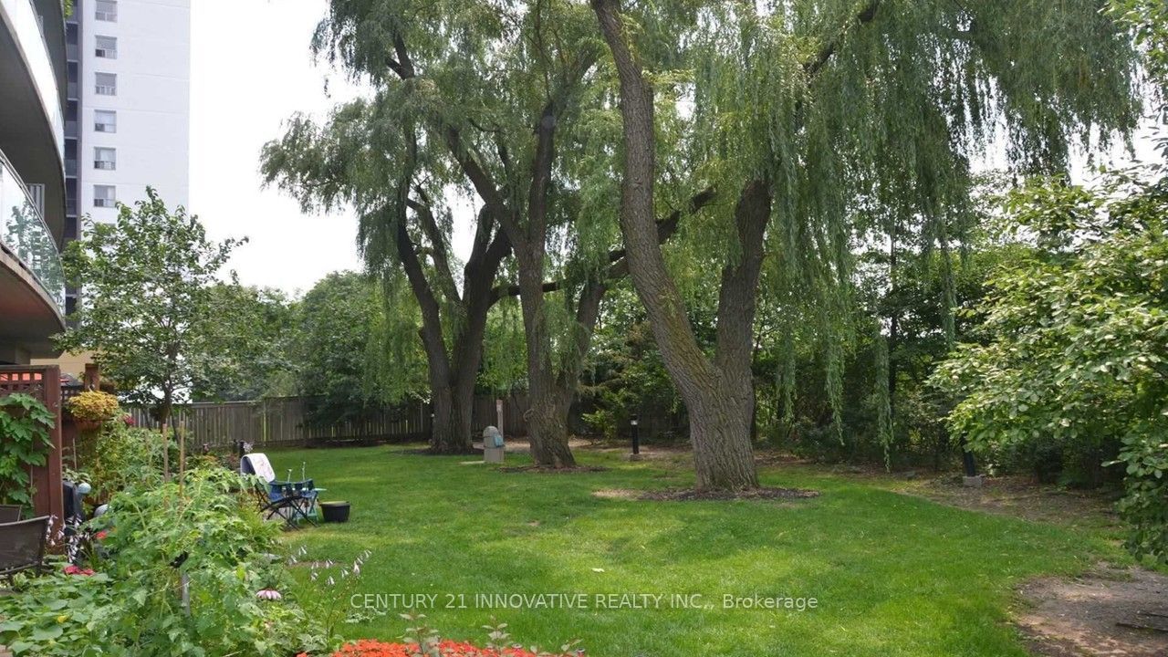 2464 Weston Road 201 Property Photo 3