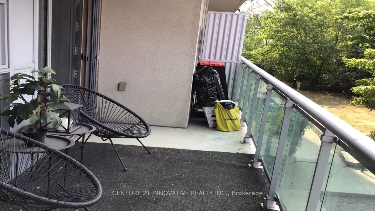 2464 Weston Road 201 Property Photo 10