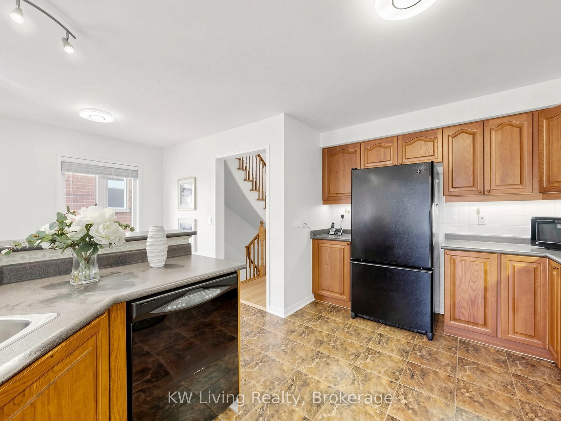 3385 Southwick Street Property Photo 10