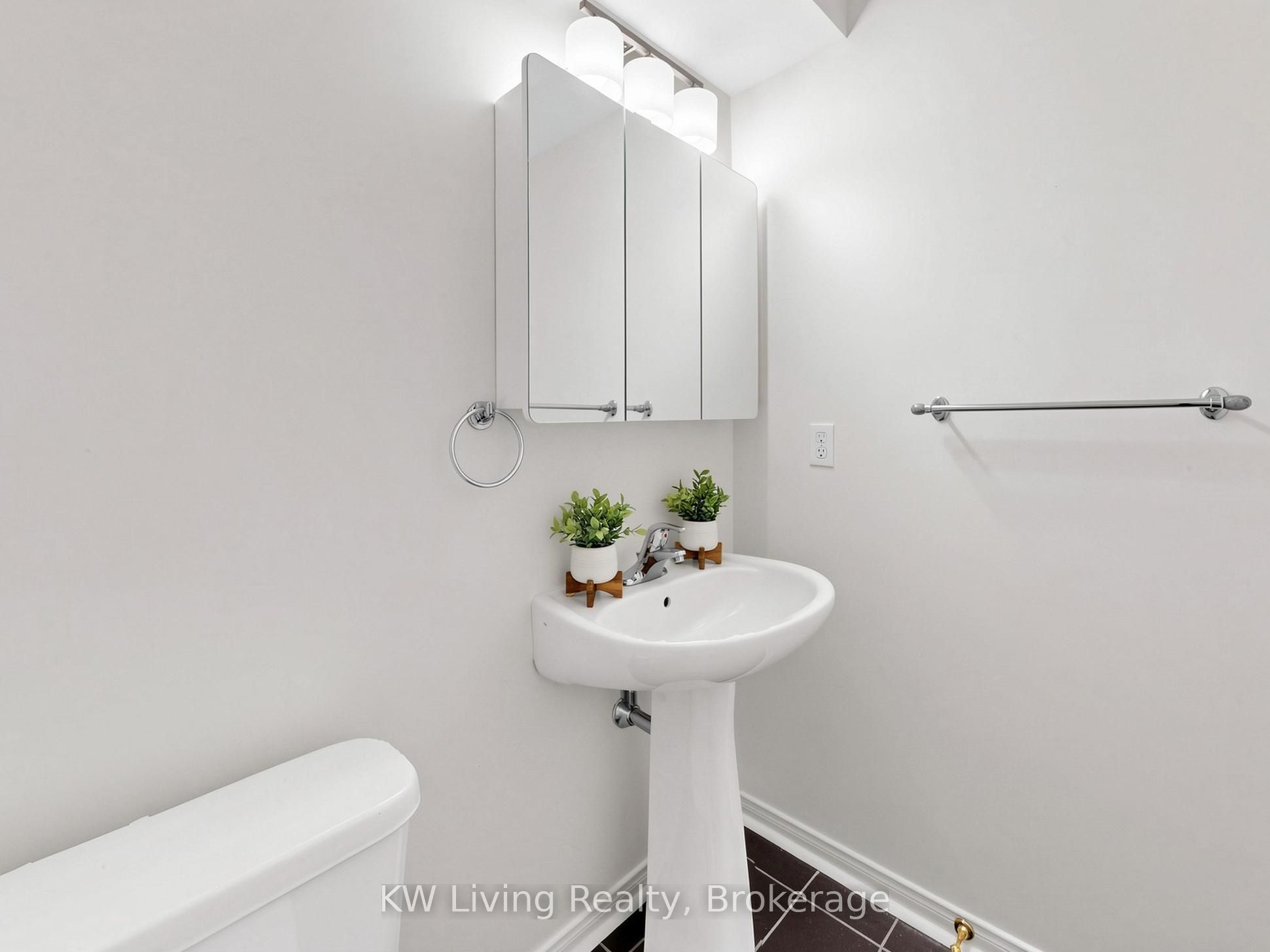 3385 Southwick Street Property Photo 25