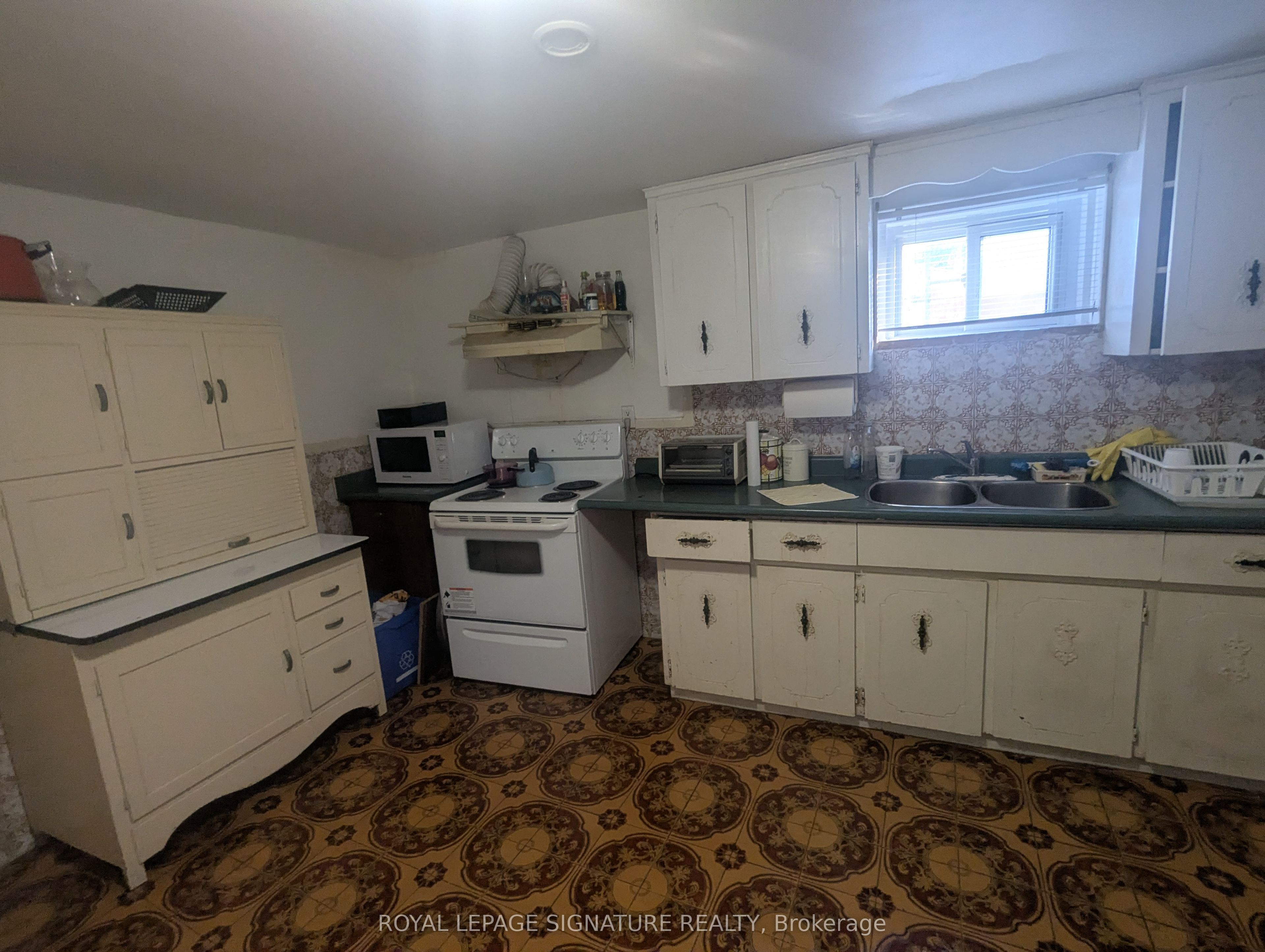 6 Heatherglen Road Property Photo 8