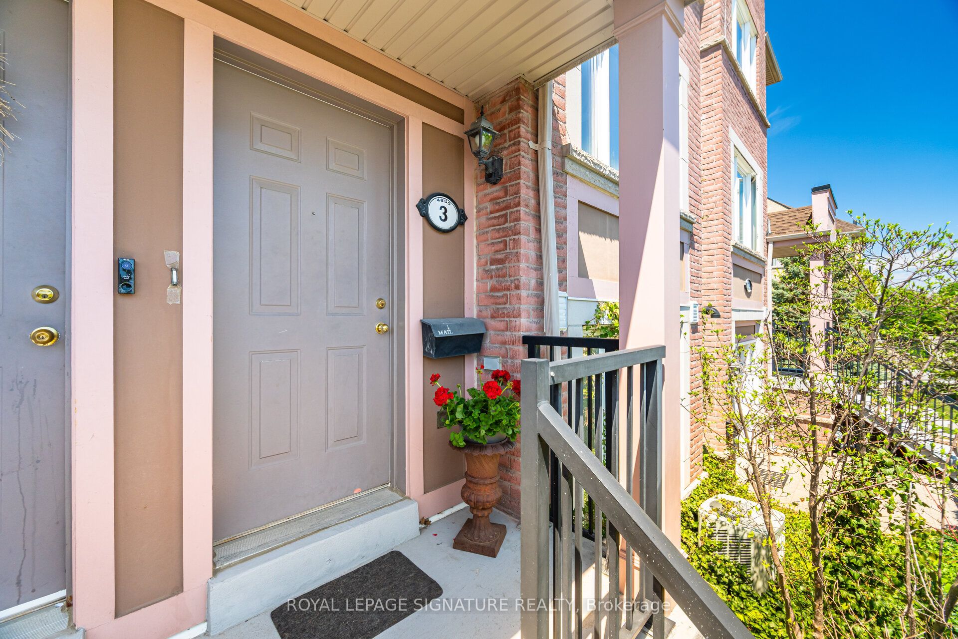 4855 Half Moon Grove 3