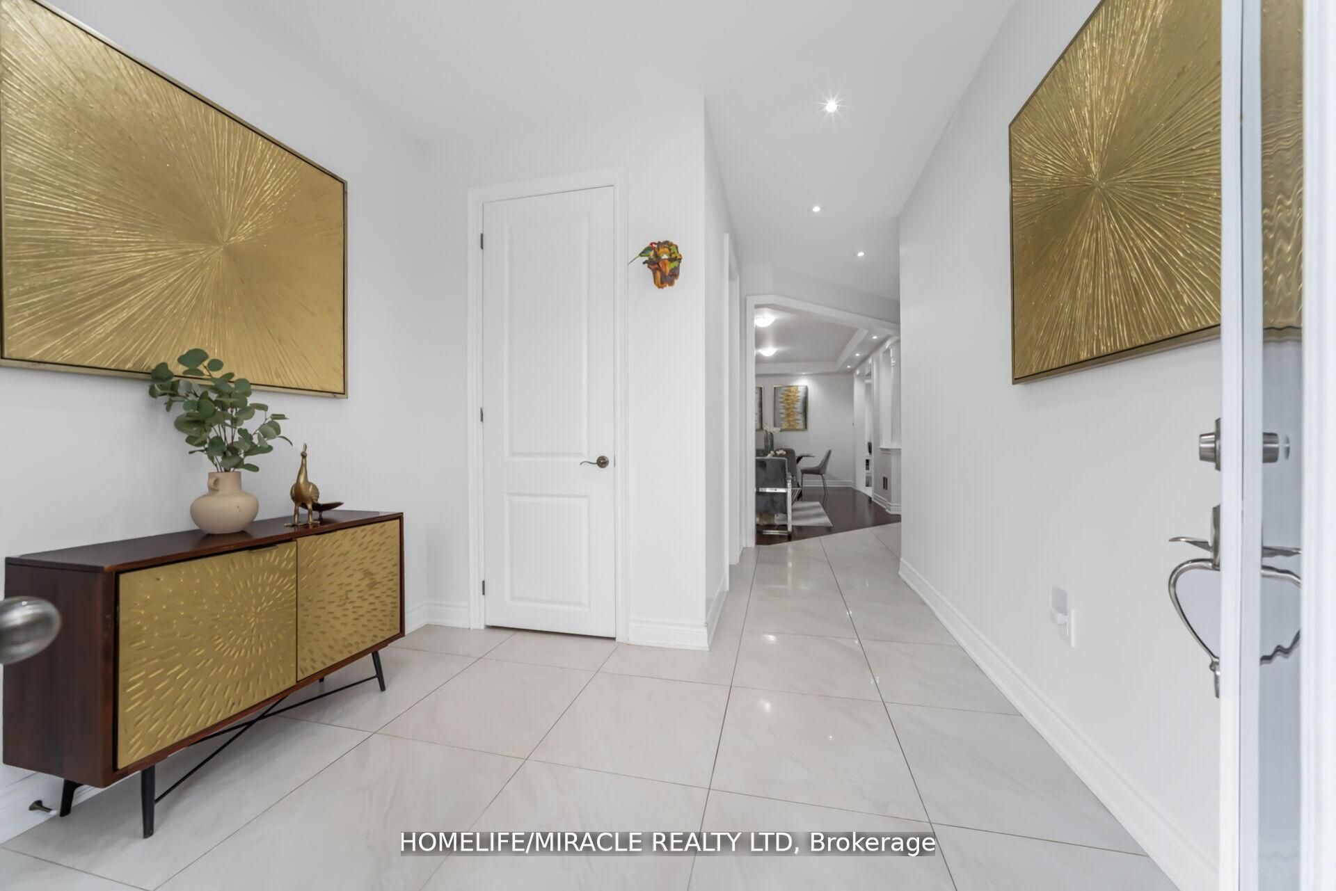 10 Kenora Street Property Photo 6