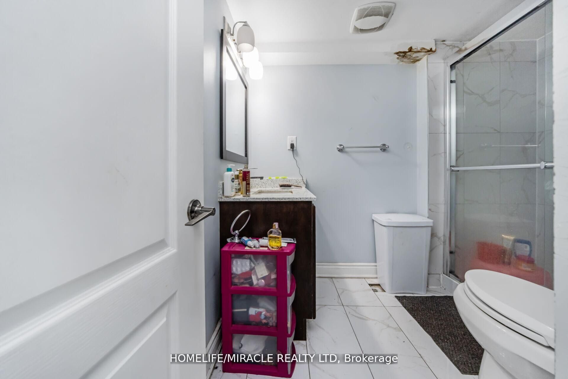 10 Kenora Street Property Photo 43